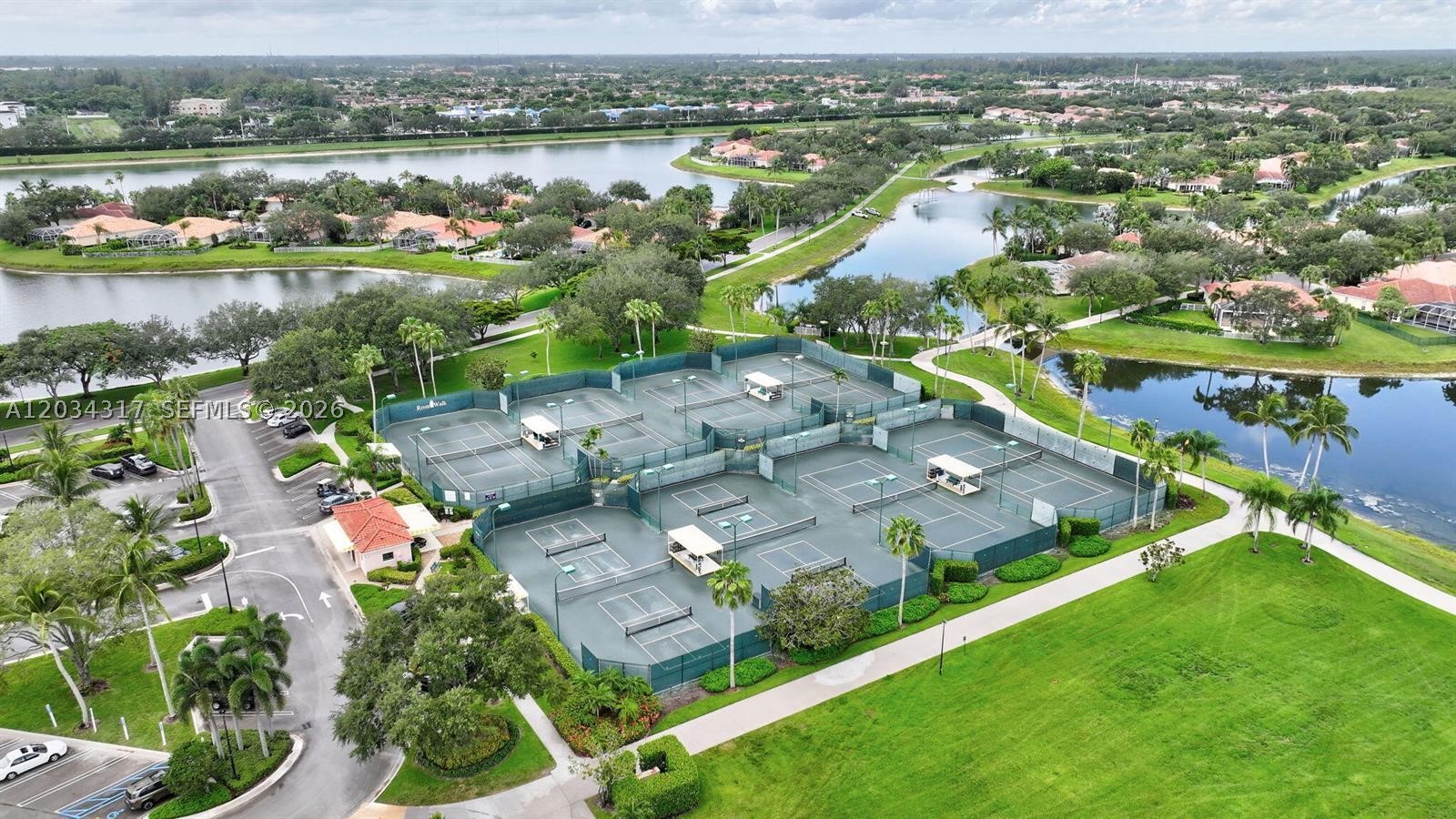 2104 Tigris Dr, West Palm Beach FL 33411
