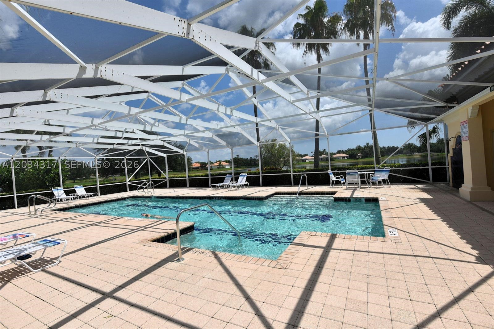 2104 Tigris Dr, West Palm Beach FL 33411