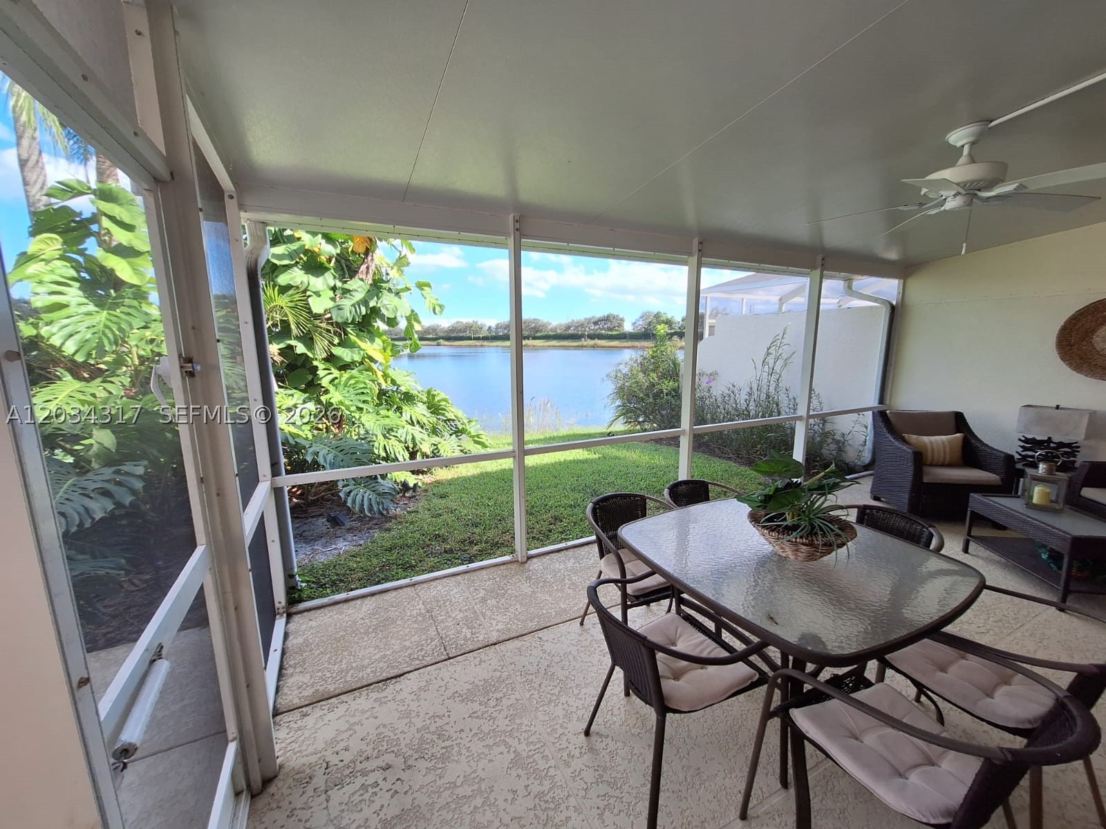 2104 Tigris Dr, West Palm Beach FL 33411