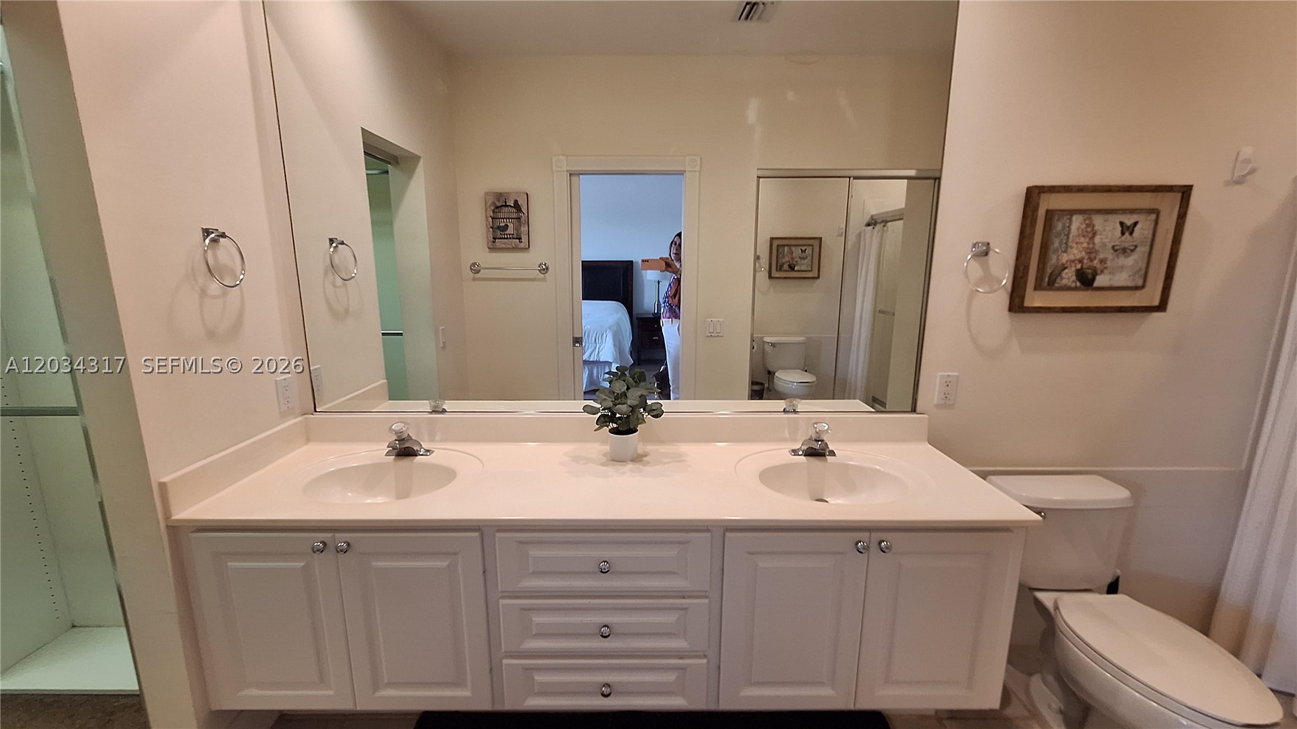 2104 Tigris Dr, West Palm Beach FL 33411