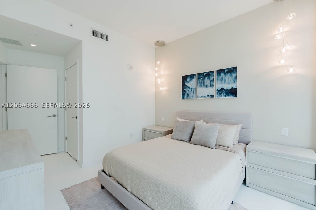 851 NE 1st Ave #2303, Miami FL 33132
