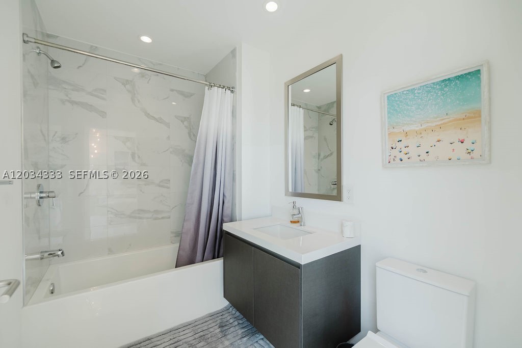 851 NE 1st Ave #2303, Miami FL 33132