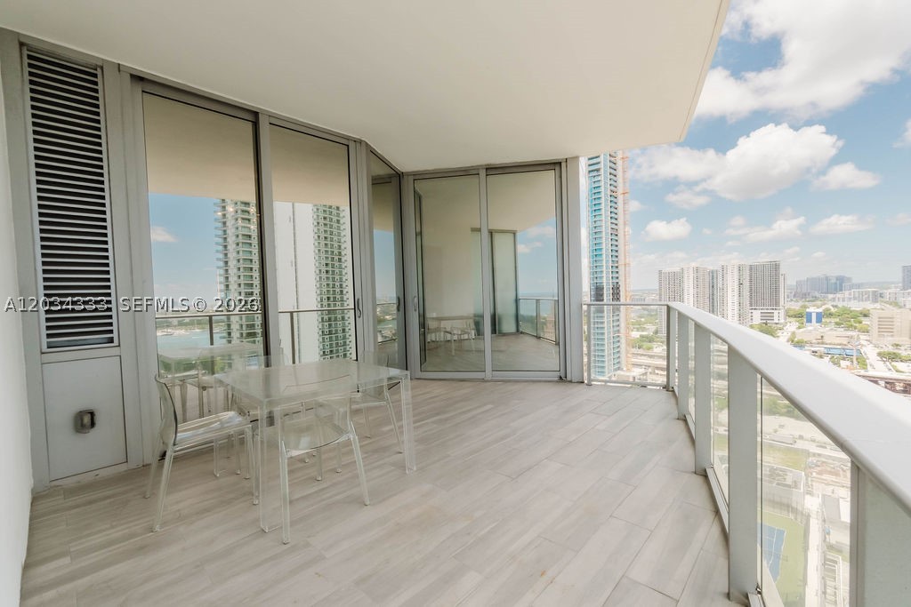 851 NE 1st Ave #2303, Miami FL 33132