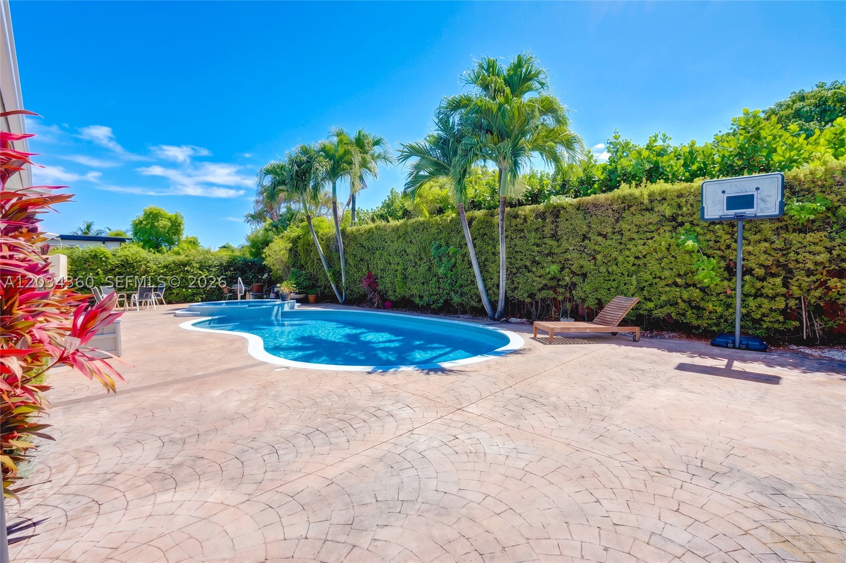 2131 SW 82nd Pl, Miami FL 33155