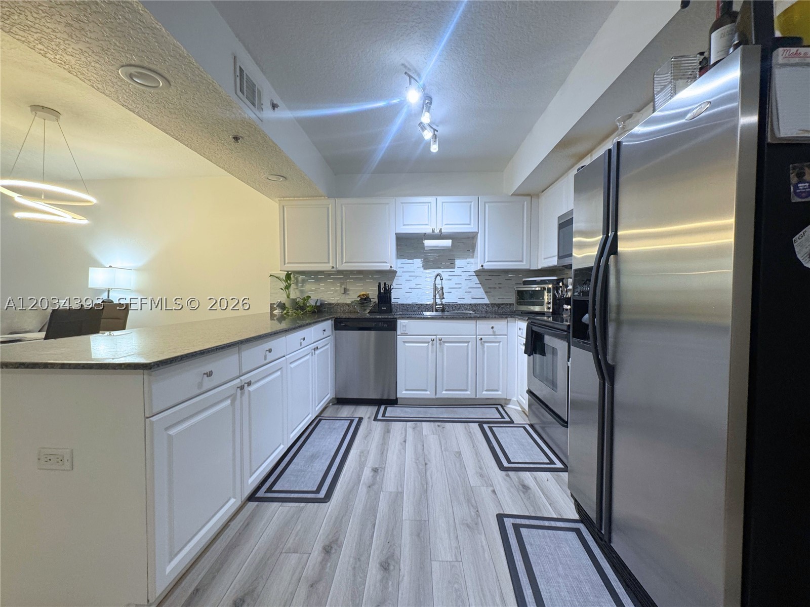 454 SW 5th Ave #7, Fort Lauderdale FL 33315