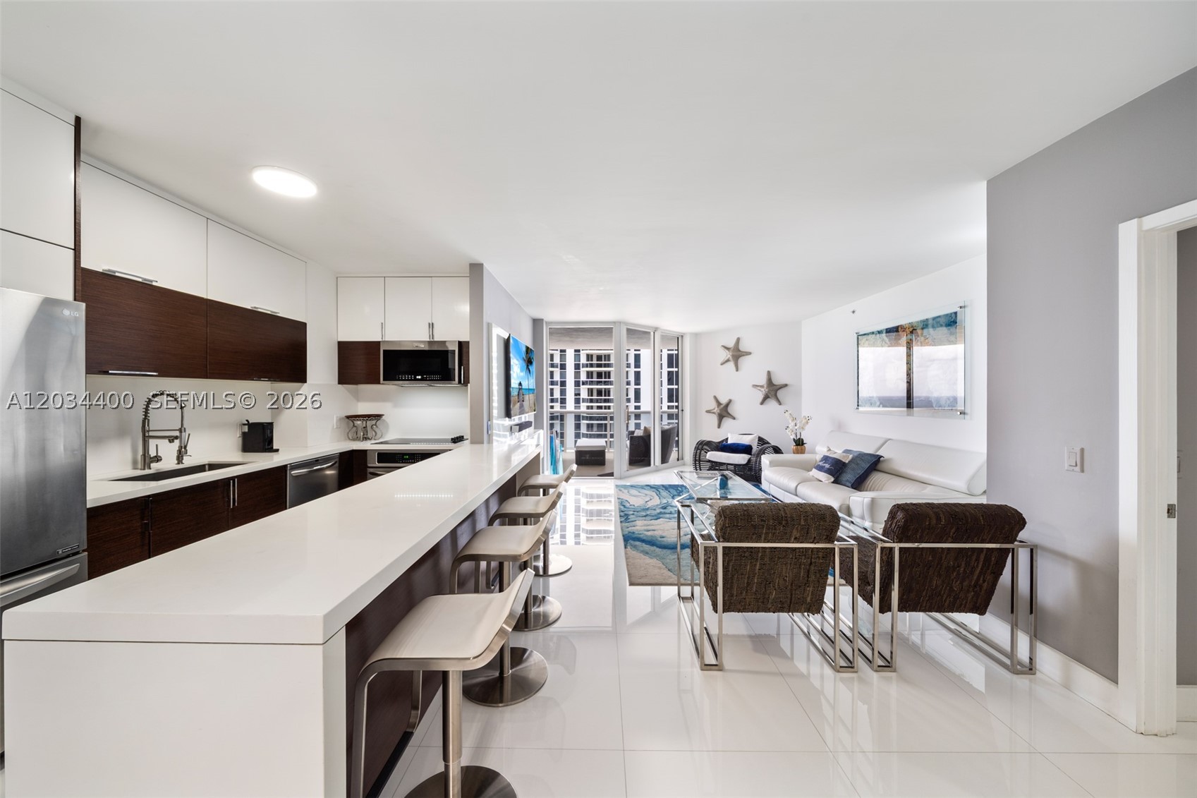 4779 Collins Ave #2604, Miami Beach FL 33140