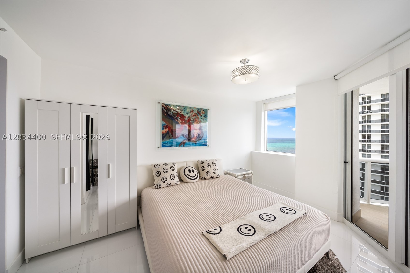 4779 Collins Ave #2604, Miami Beach FL 33140