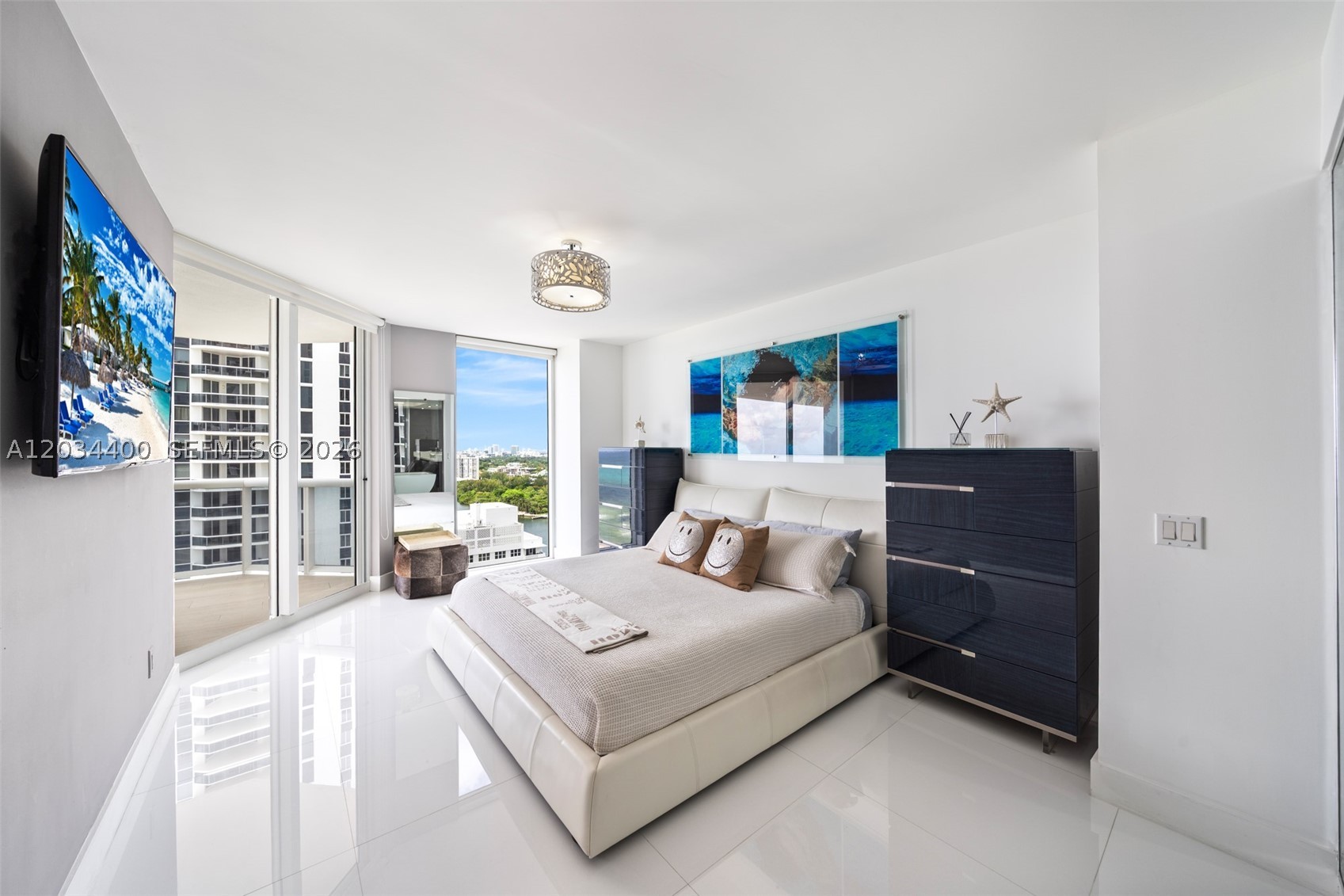 4779 Collins Ave #2604, Miami Beach FL 33140