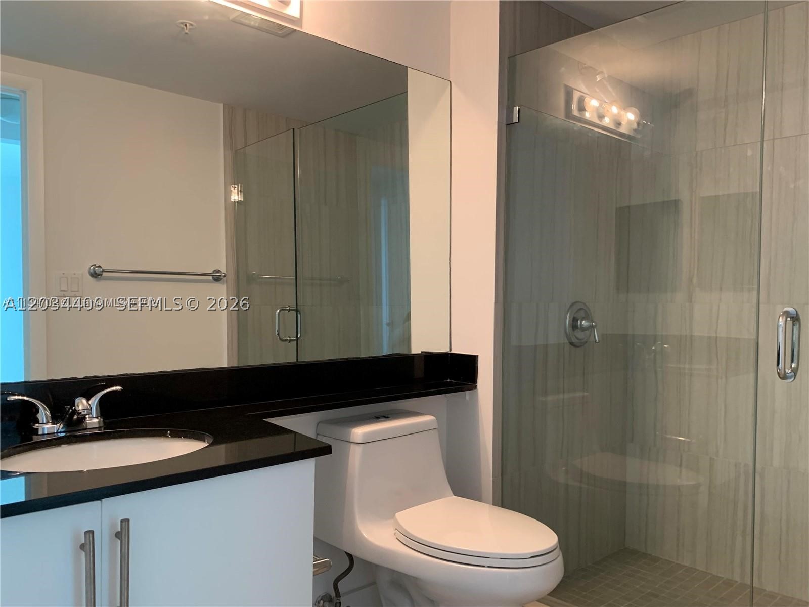 31 SE 5th St #1910, Miami FL 33131