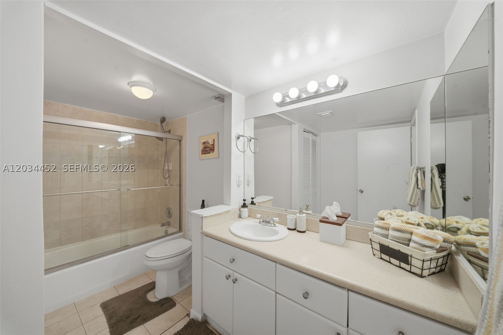 2016 Bay Dr #504, Miami Beach FL 33141