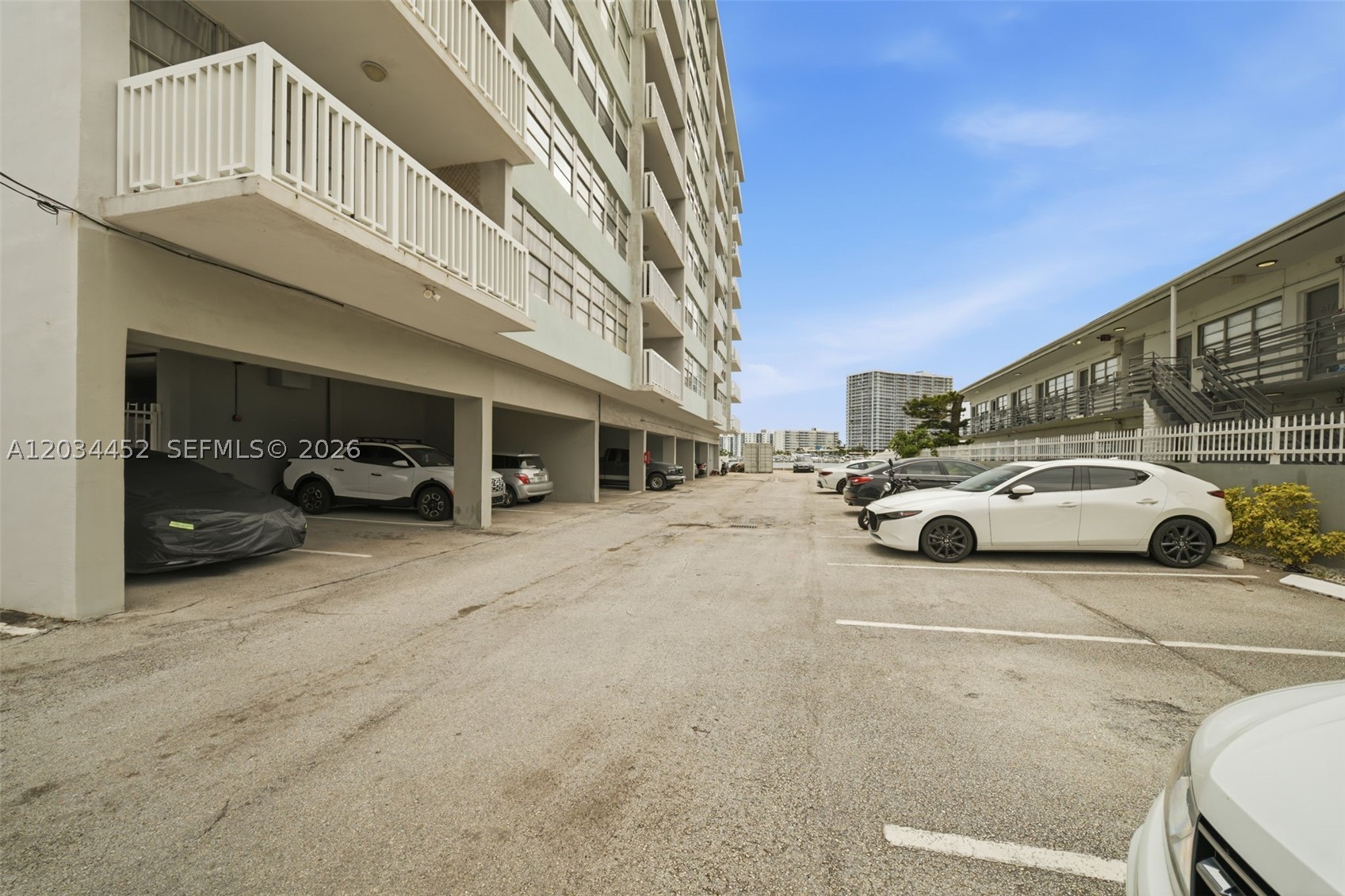 2016 Bay Dr #504, Miami Beach FL 33141