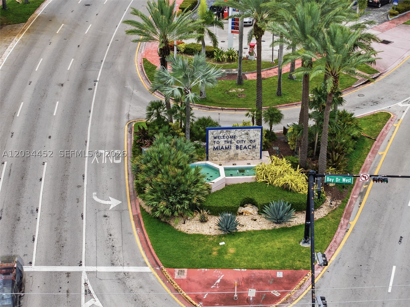 2016 Bay Dr #504, Miami Beach FL 33141
