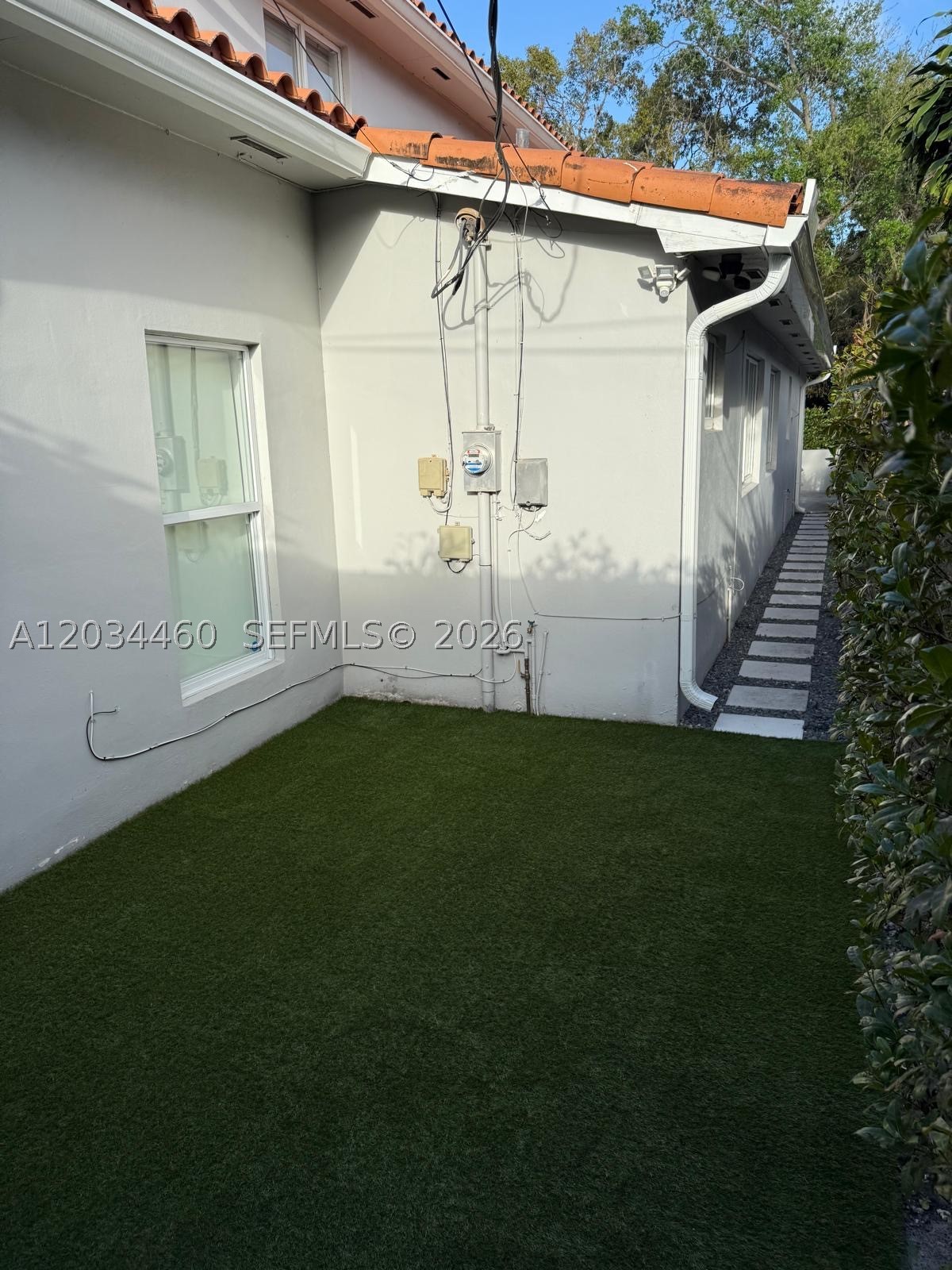 400 Miller Rd, Coral Gables FL 33146