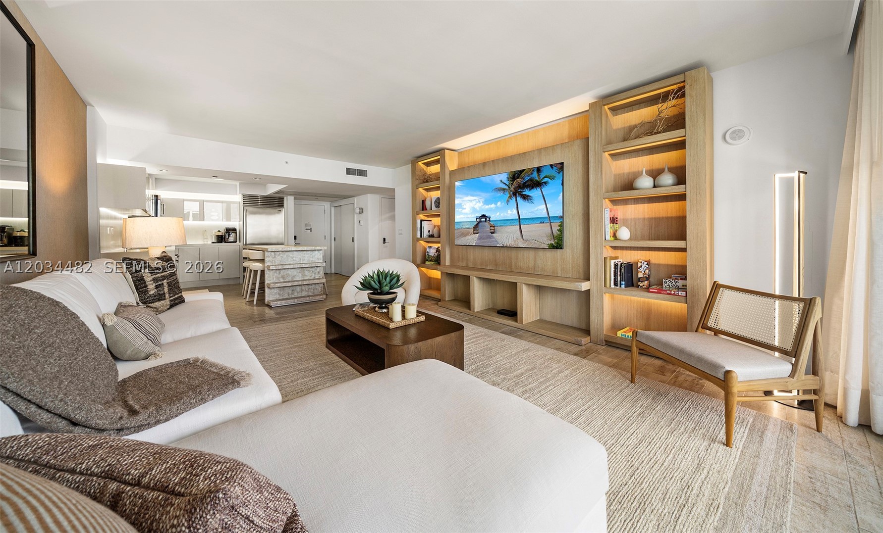102 24th St #1112, Miami Beach FL 33139