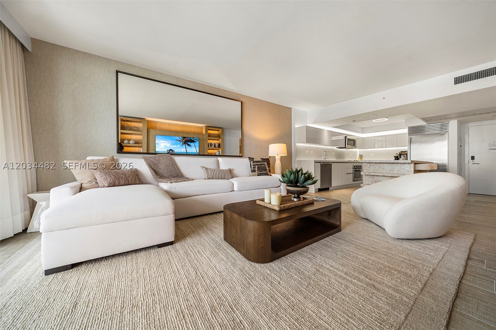 102 24th St #1112, Miami Beach FL 33139