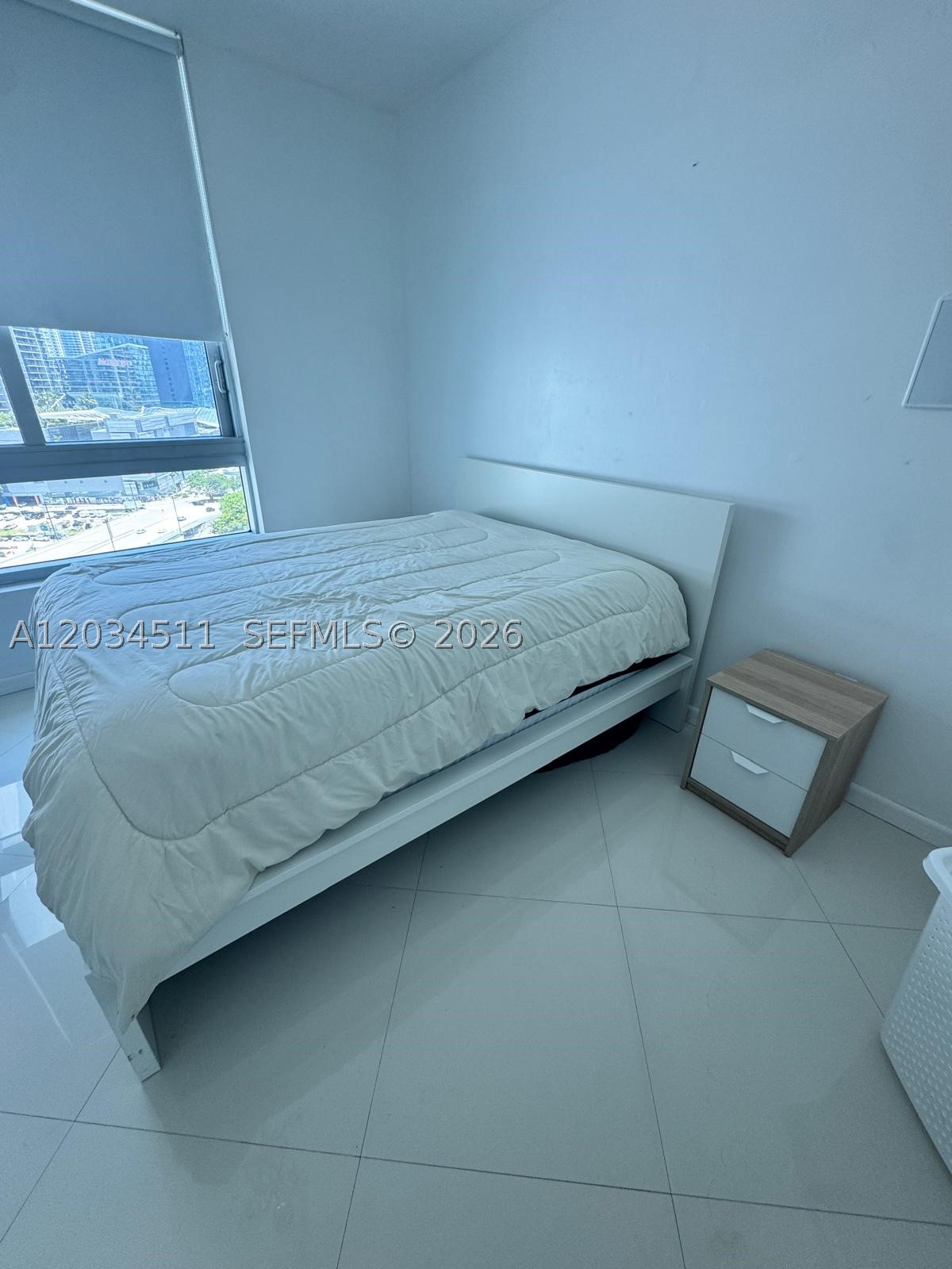350 S Miami Ave #1812, Miami FL 33130