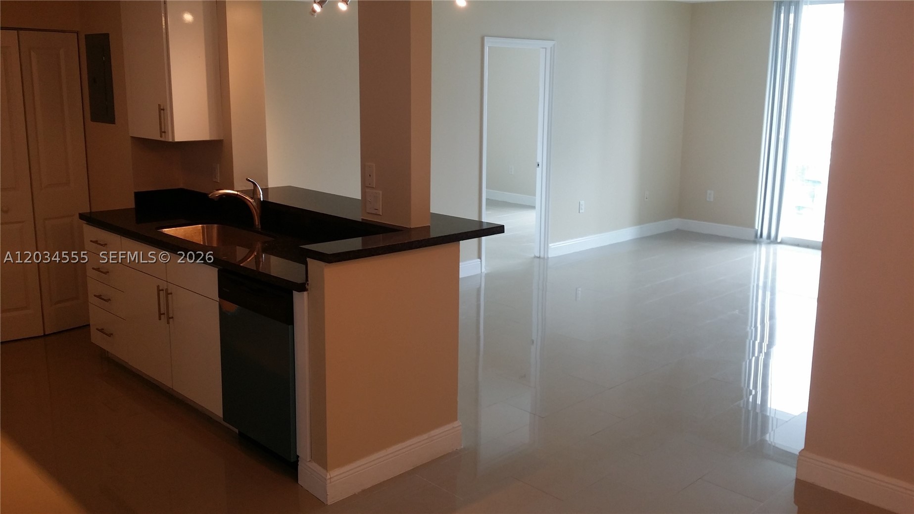 1250 S Miami Ave #2804, Miami FL 33130