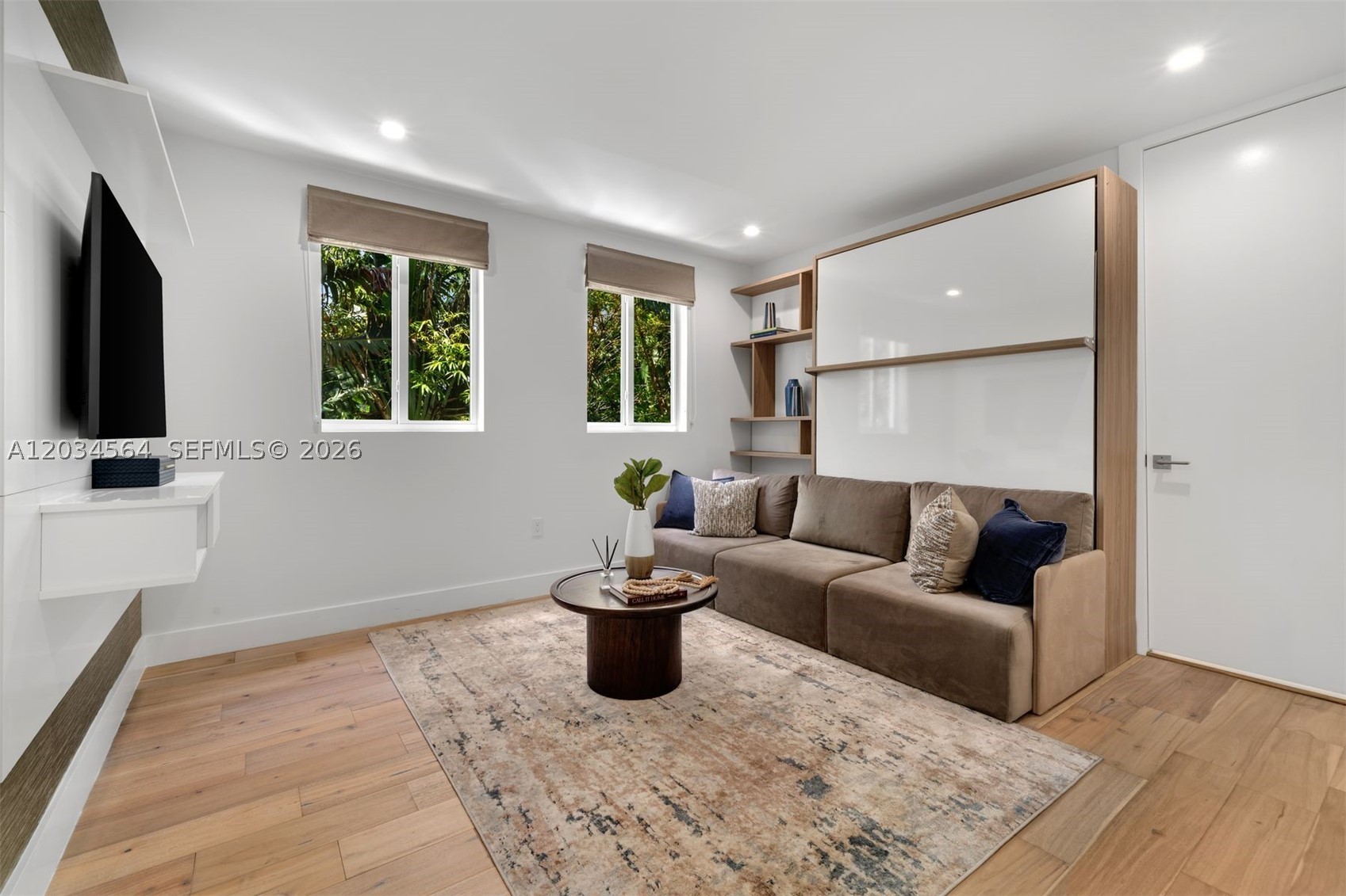 425 Harbor Dr, Key Biscayne FL 33149