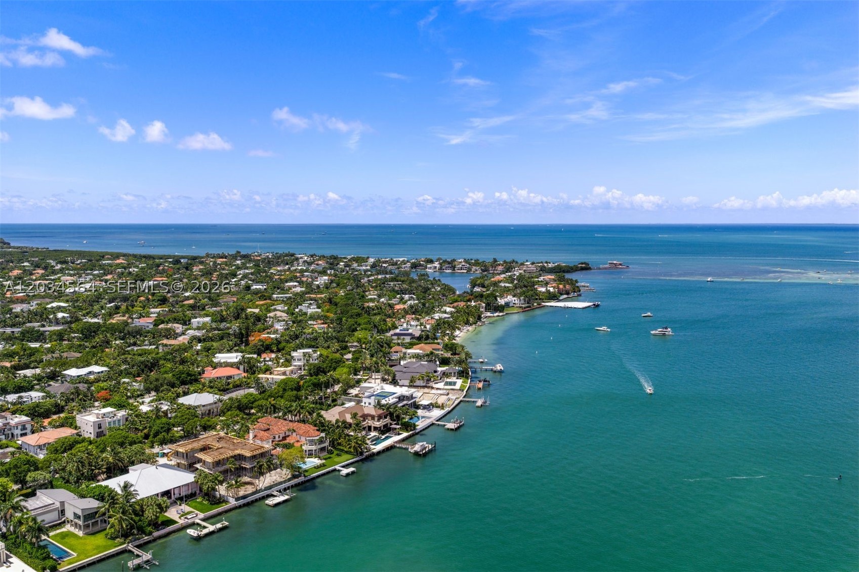 425 Harbor Dr, Key Biscayne FL 33149