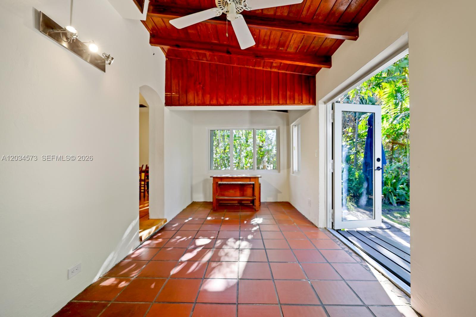 720 NW 75th, Miami FL 33150