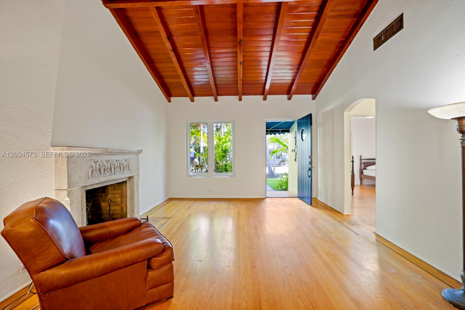 720 NW 75th, Miami FL 33150