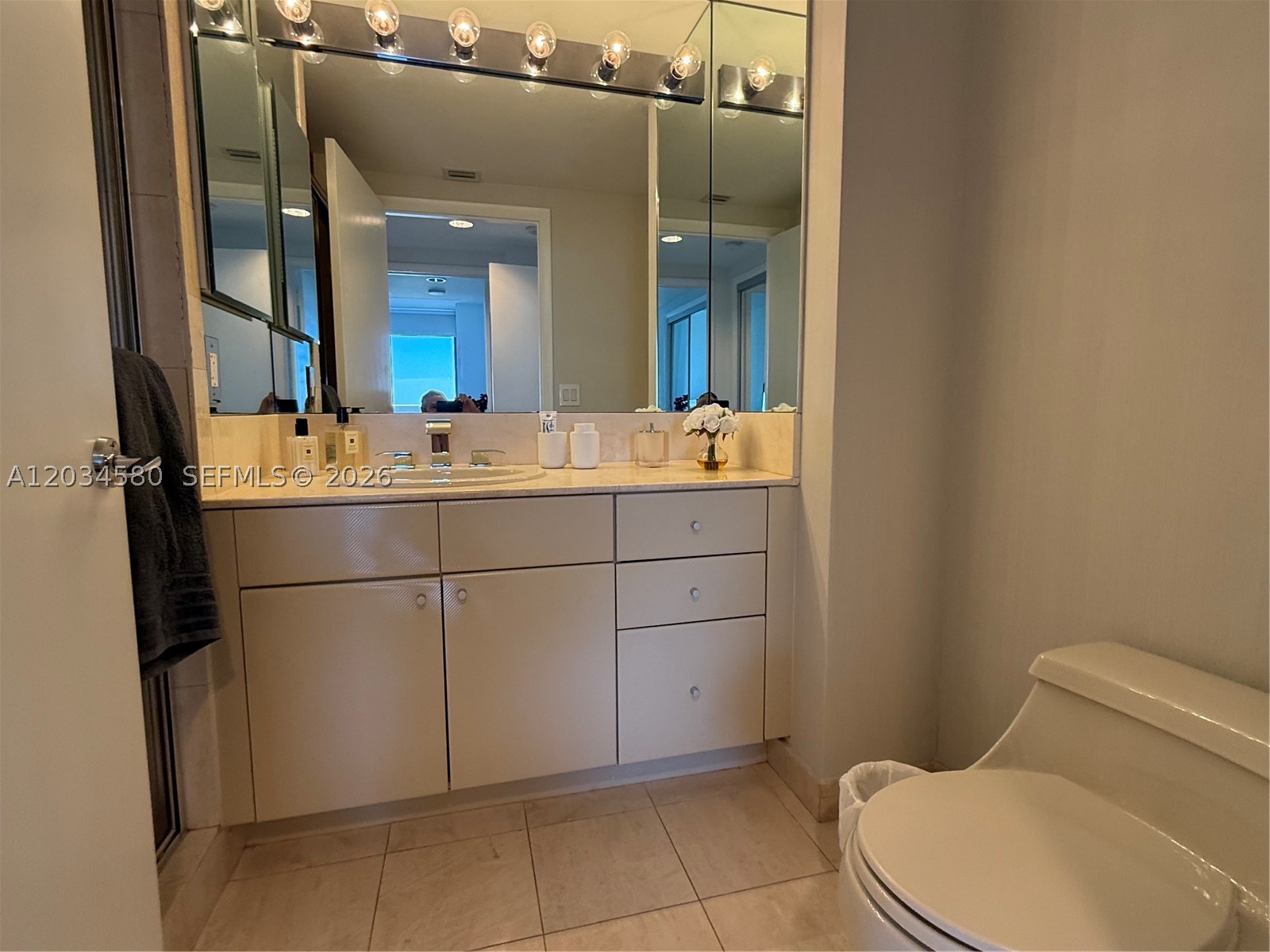 2000 Island Blvd #1603, Aventura FL 33160