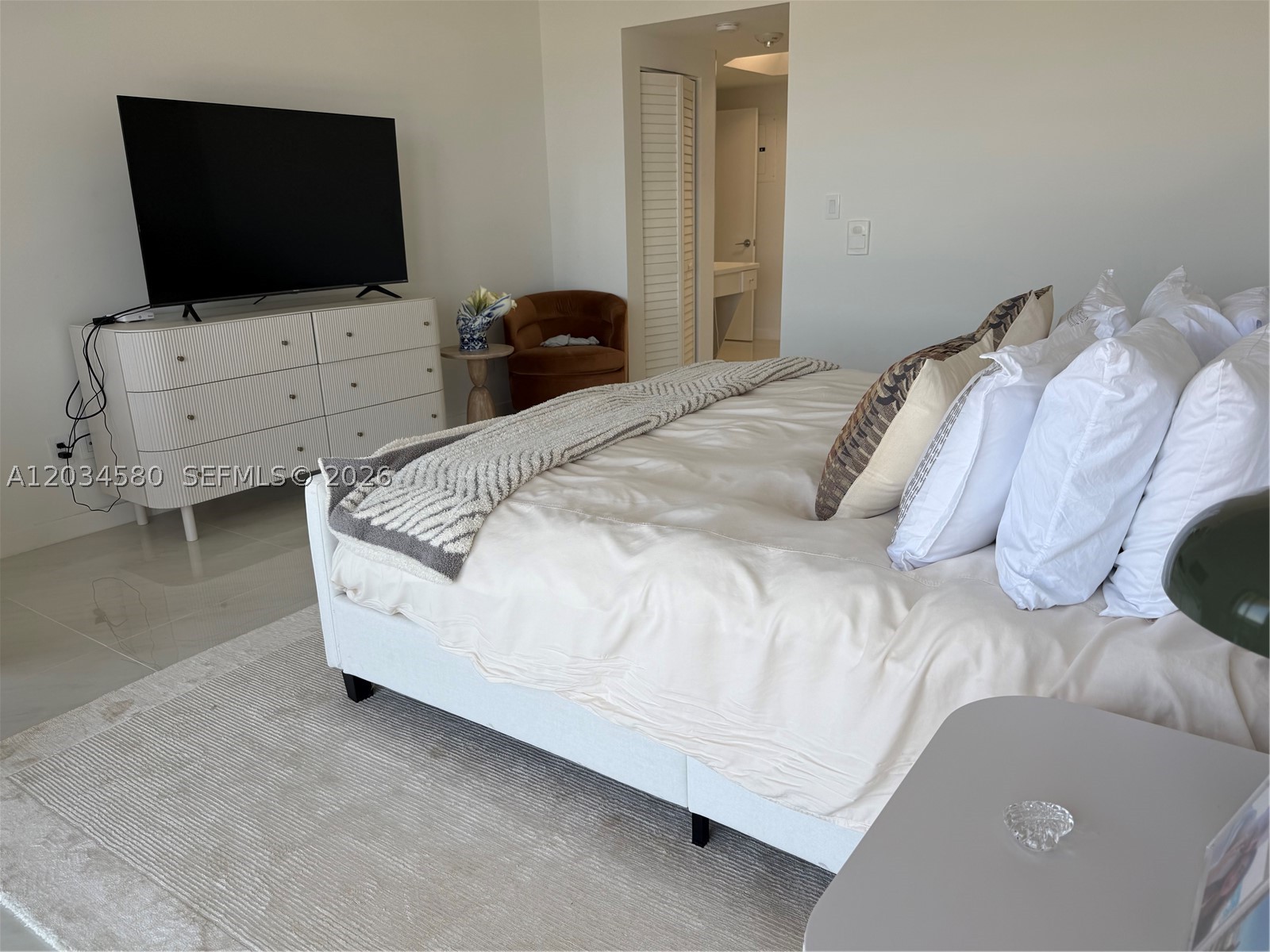 2000 Island Blvd #1603, Aventura FL 33160