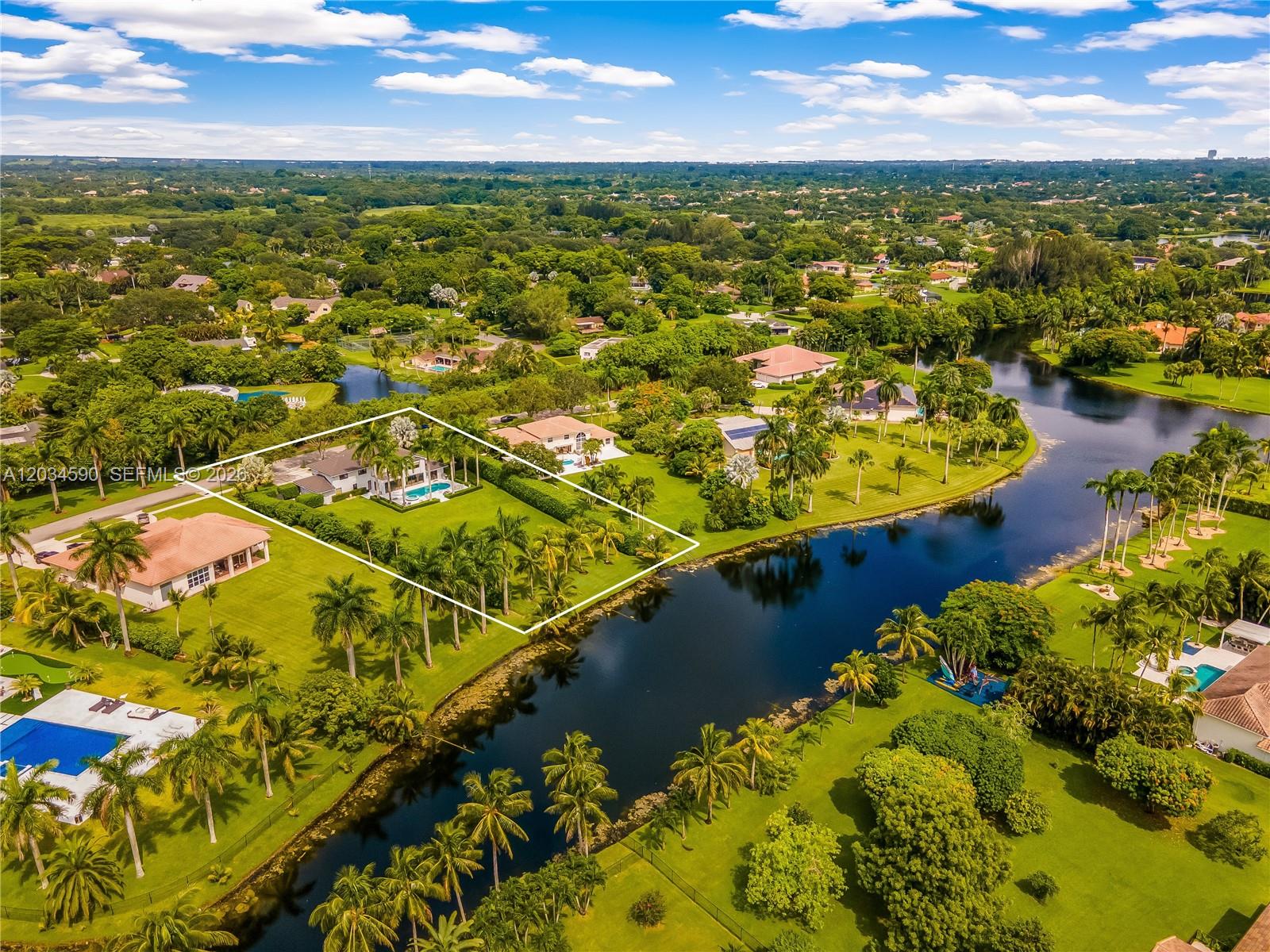 4242 SW 107th, Davie FL 33328
