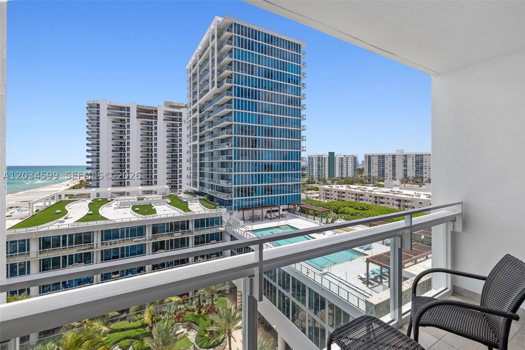 6801 Collins Ave #1010, Miami Beach FL 33141