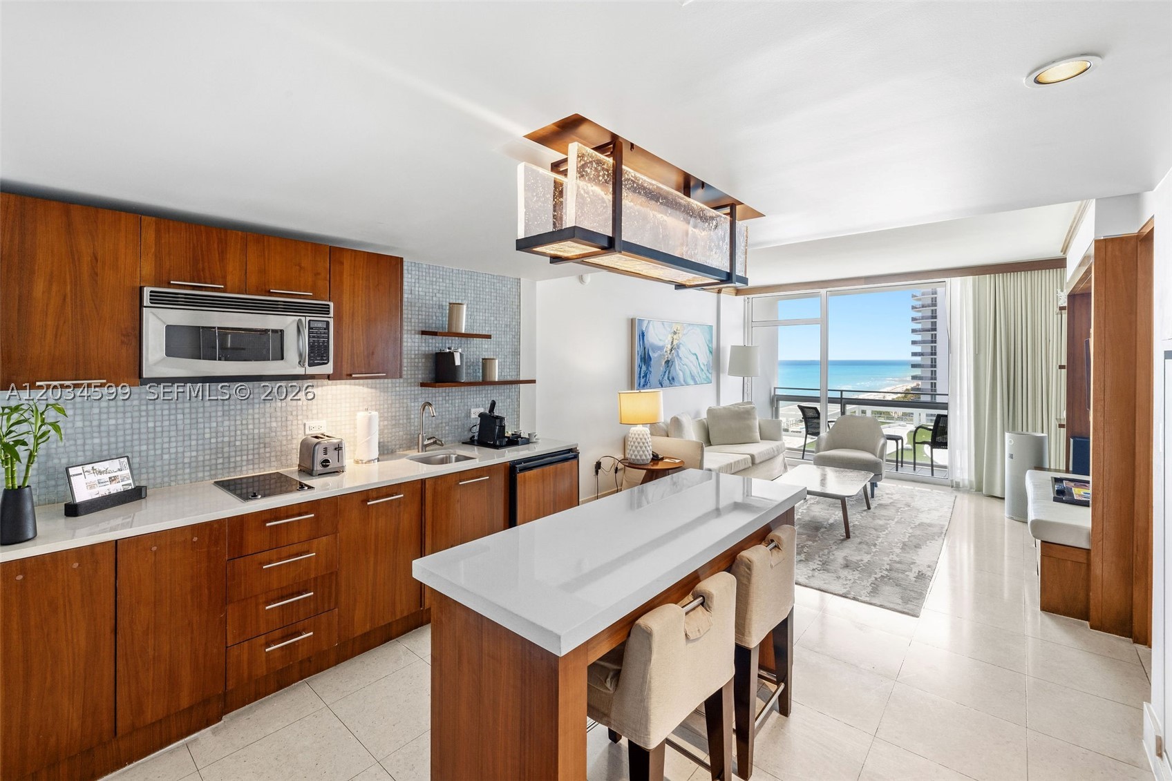 6801 Collins Ave #1010, Miami Beach FL 33141