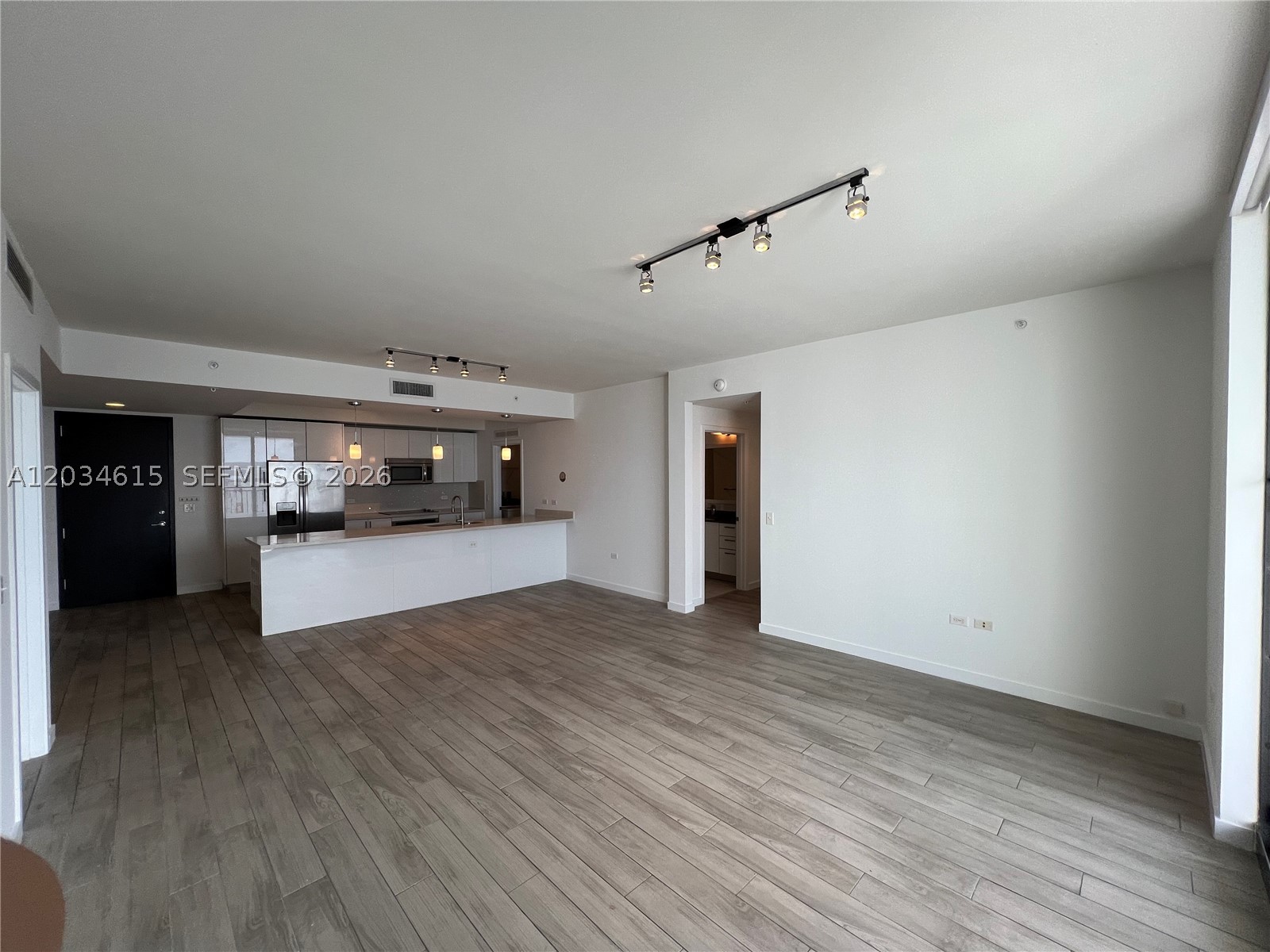 999 SW 1st Ave #2405, Miami FL 33130