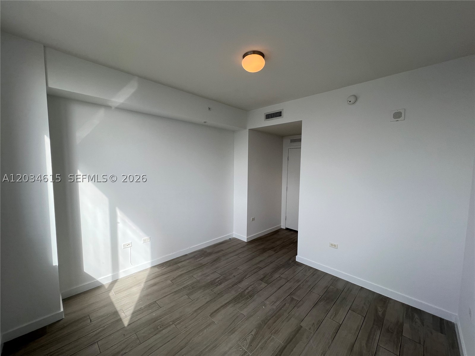 999 SW 1st Ave #2405, Miami FL 33130