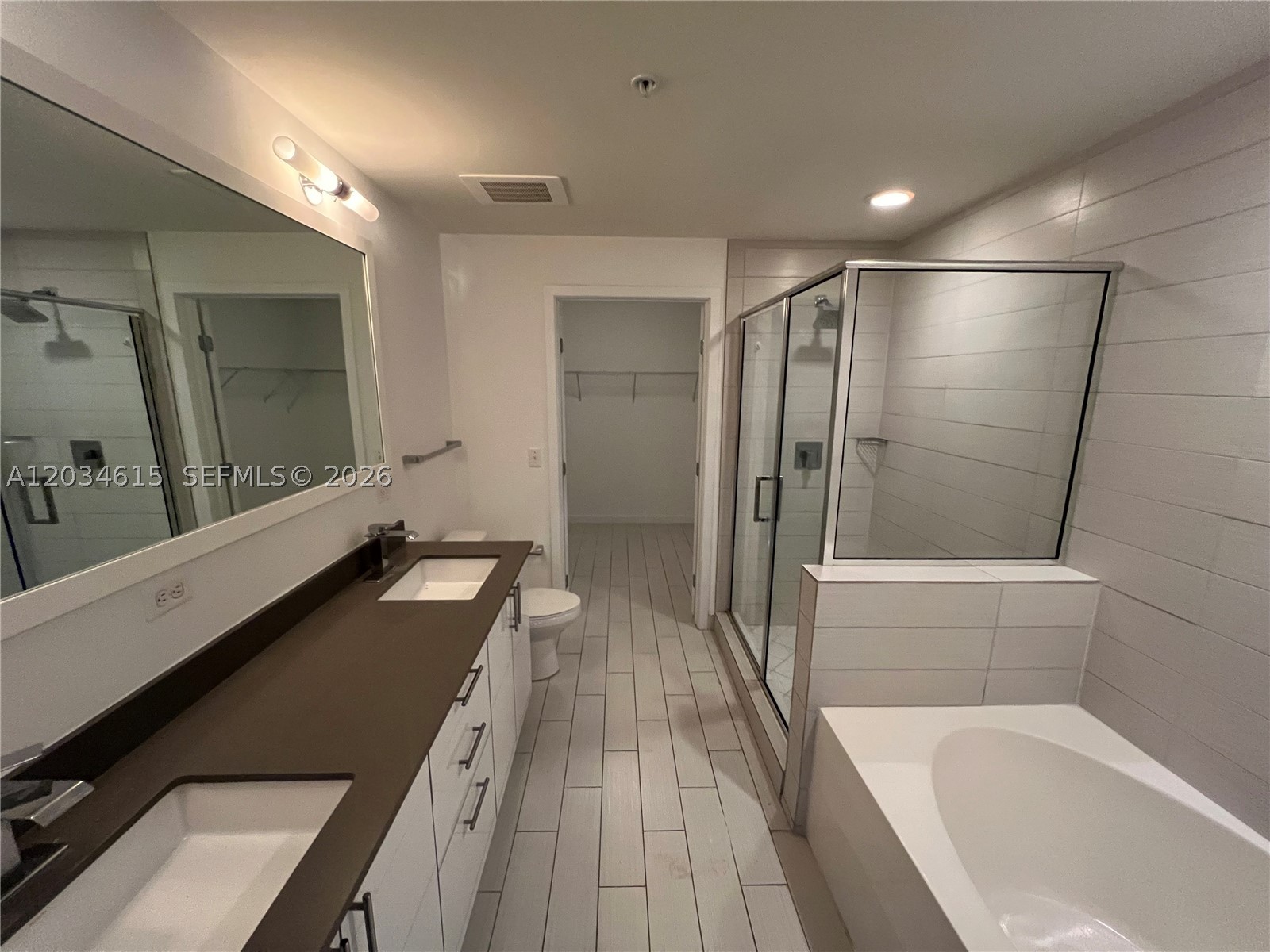 999 SW 1st Ave #2405, Miami FL 33130