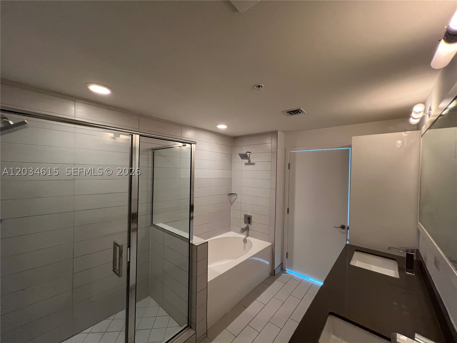 999 SW 1st Ave #2405, Miami FL 33130