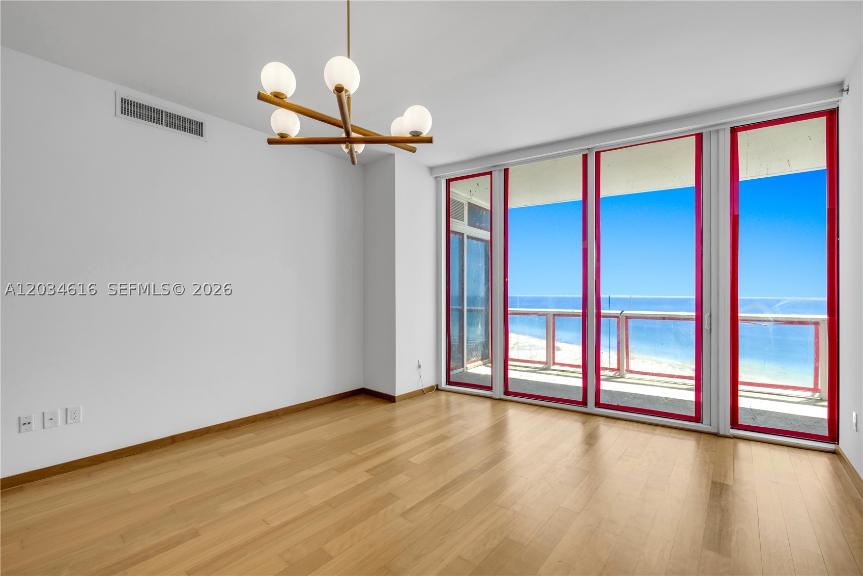 100 S Pointe Dr #1608, Miami Beach FL 33139