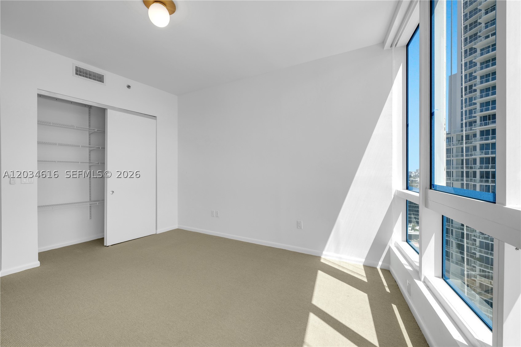 100 S Pointe Dr #1608, Miami Beach FL 33139
