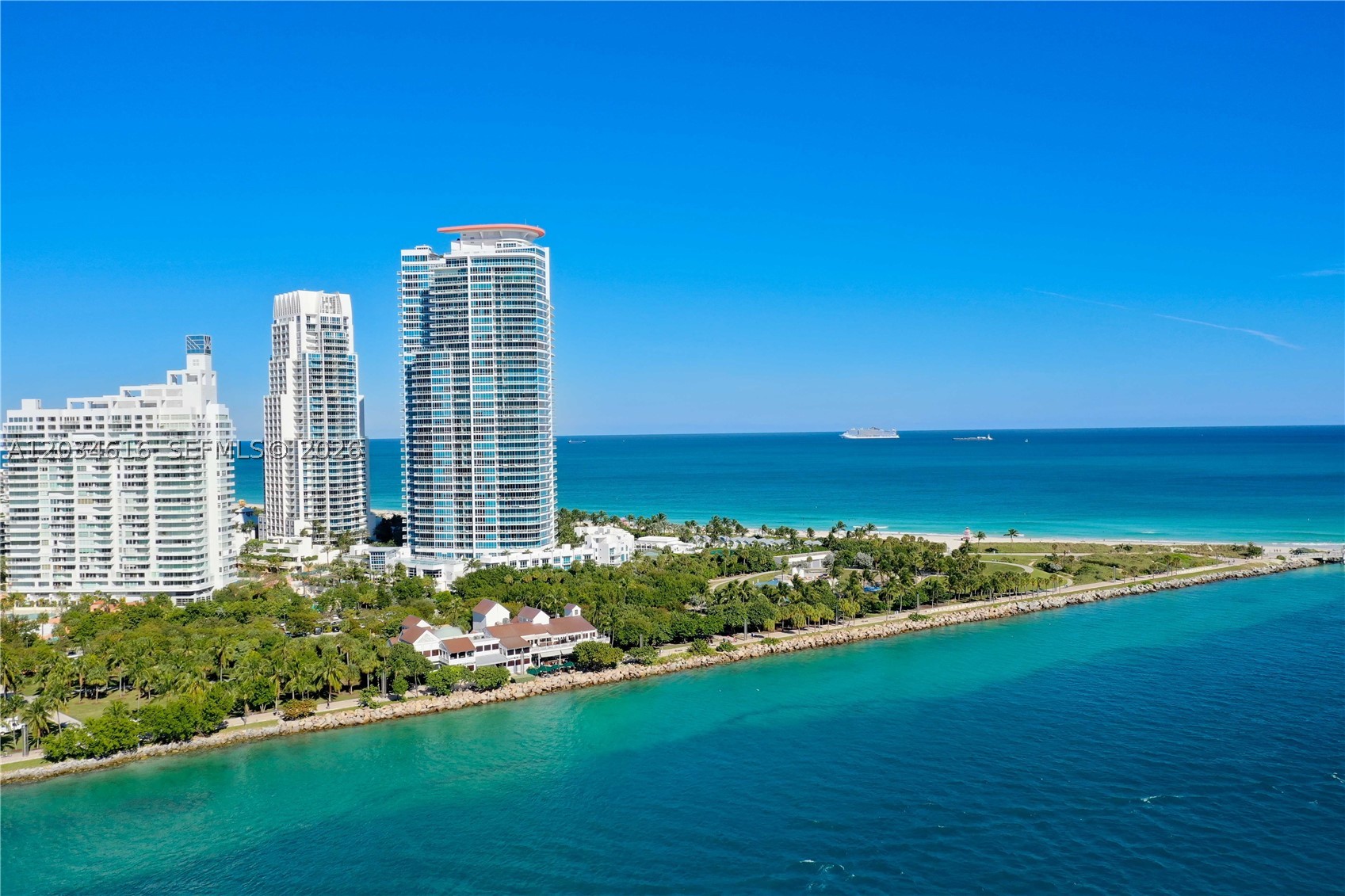100 S Pointe Dr #1608, Miami Beach FL 33139