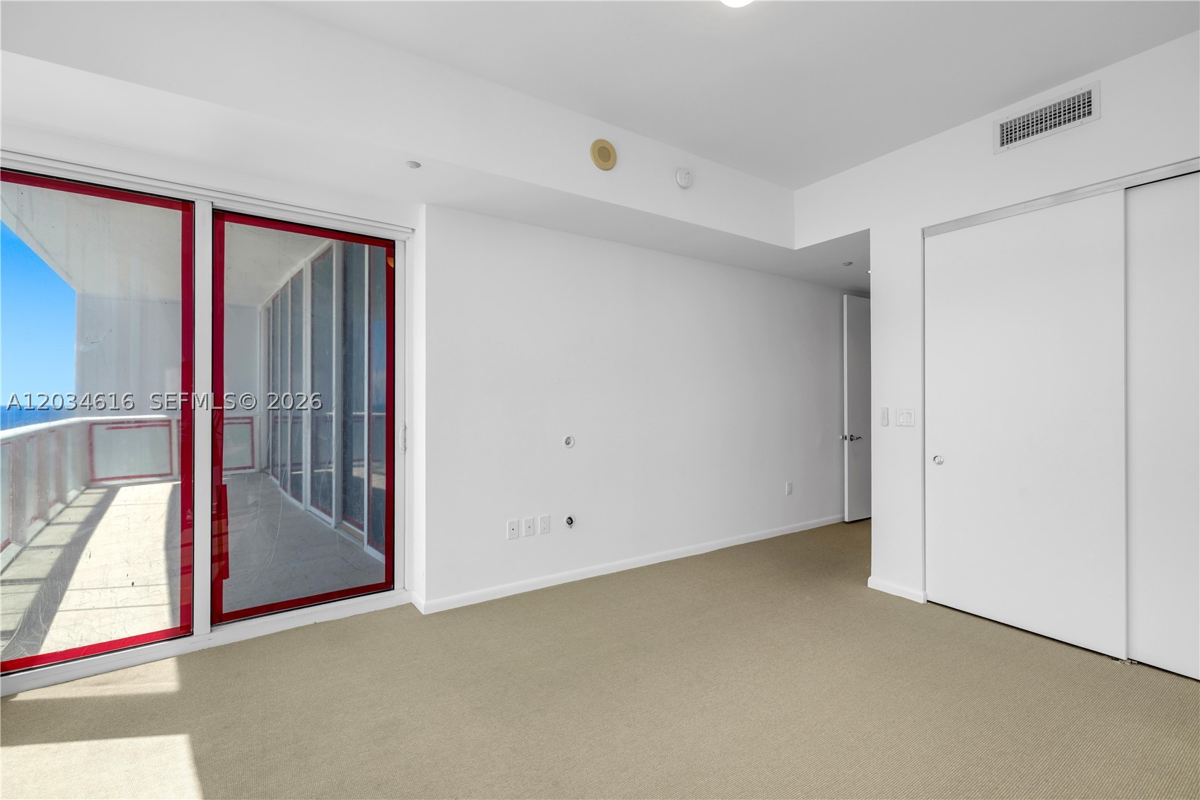 100 S Pointe Dr #1608, Miami Beach FL 33139