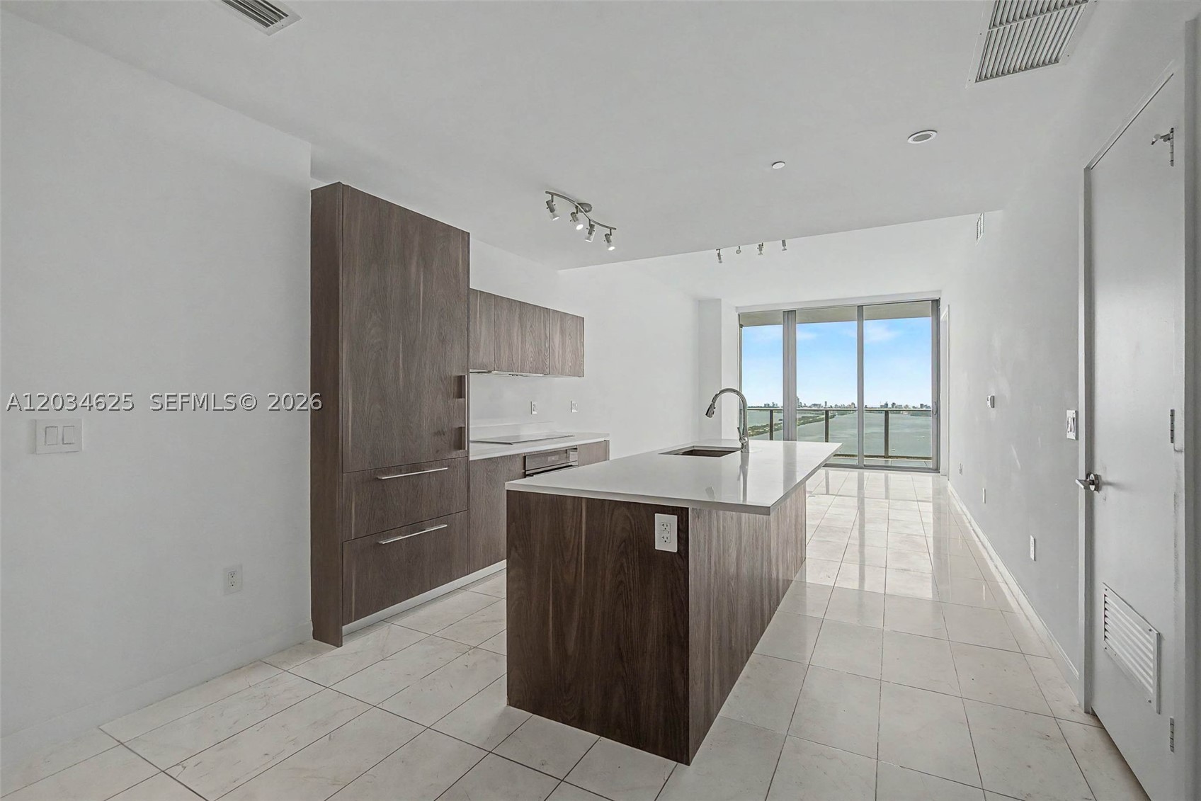 480 NE 31st St #3902, Miami FL 33137