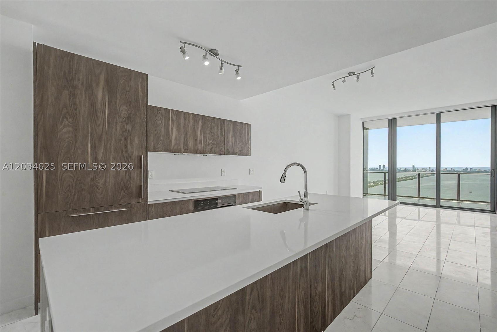 480 NE 31st St #3902, Miami FL 33137
