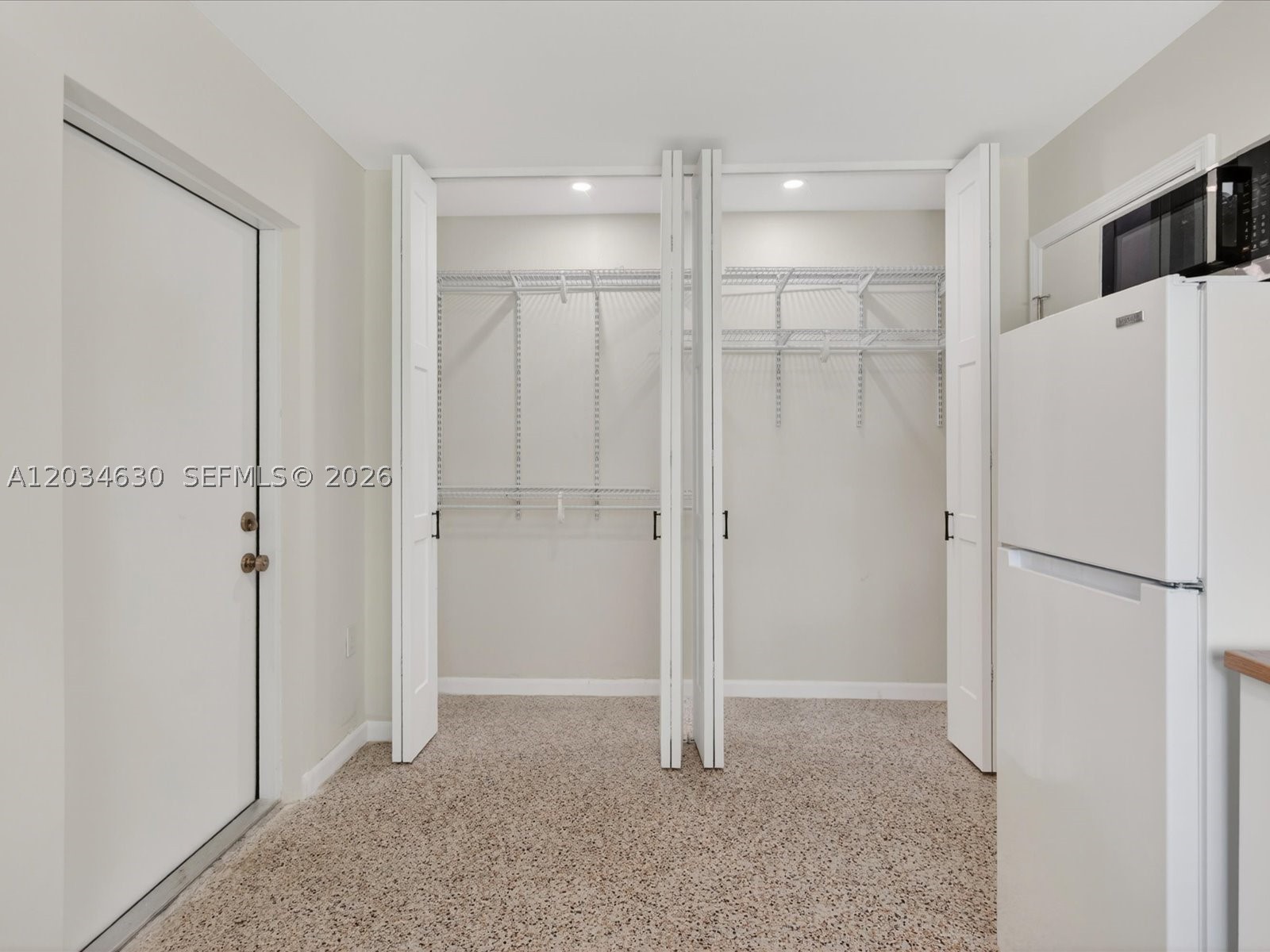 xxxx SW undisclosed #-, South Miami FL 33143