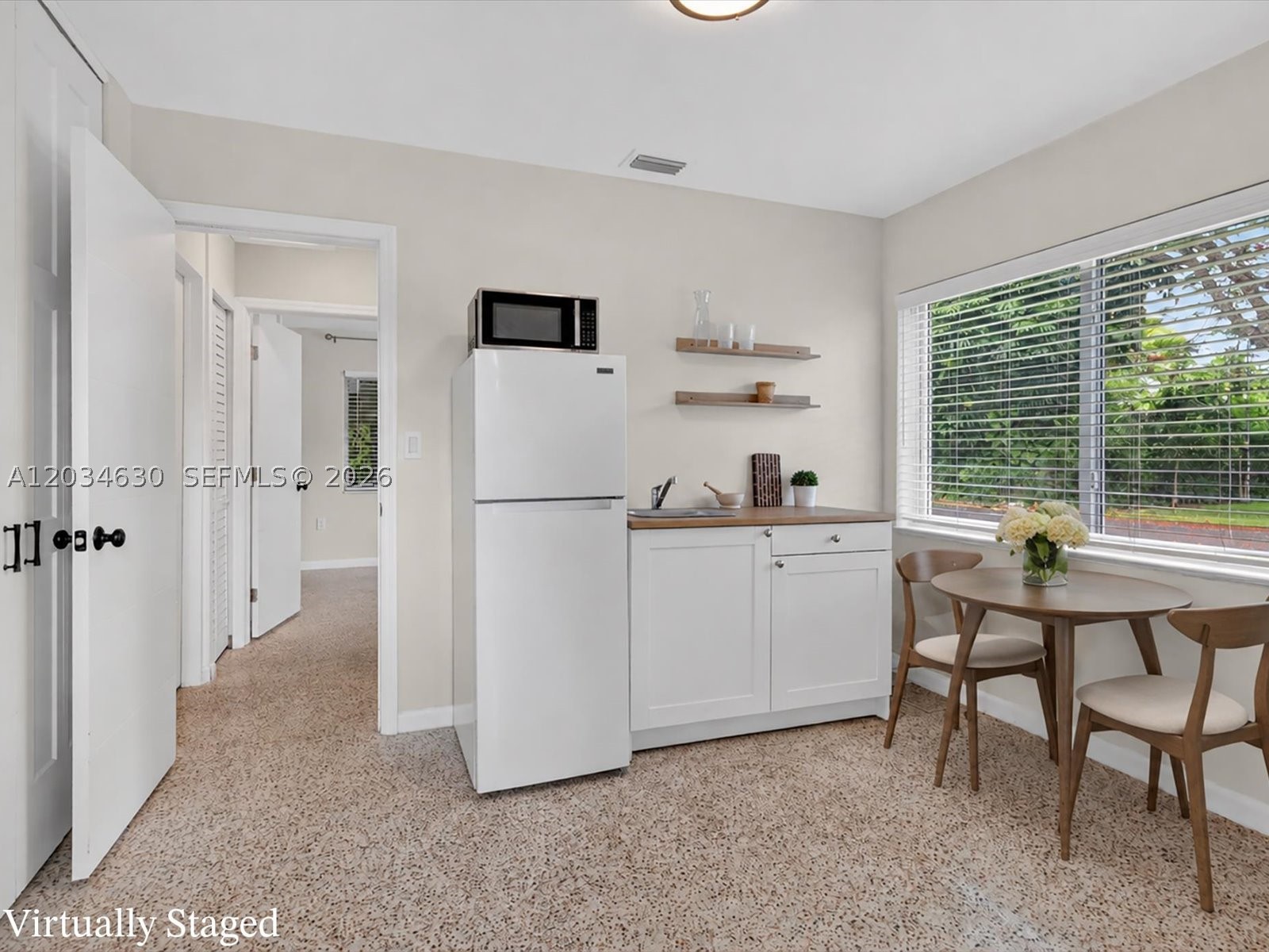 xxxx SW undisclosed #-, South Miami FL 33143