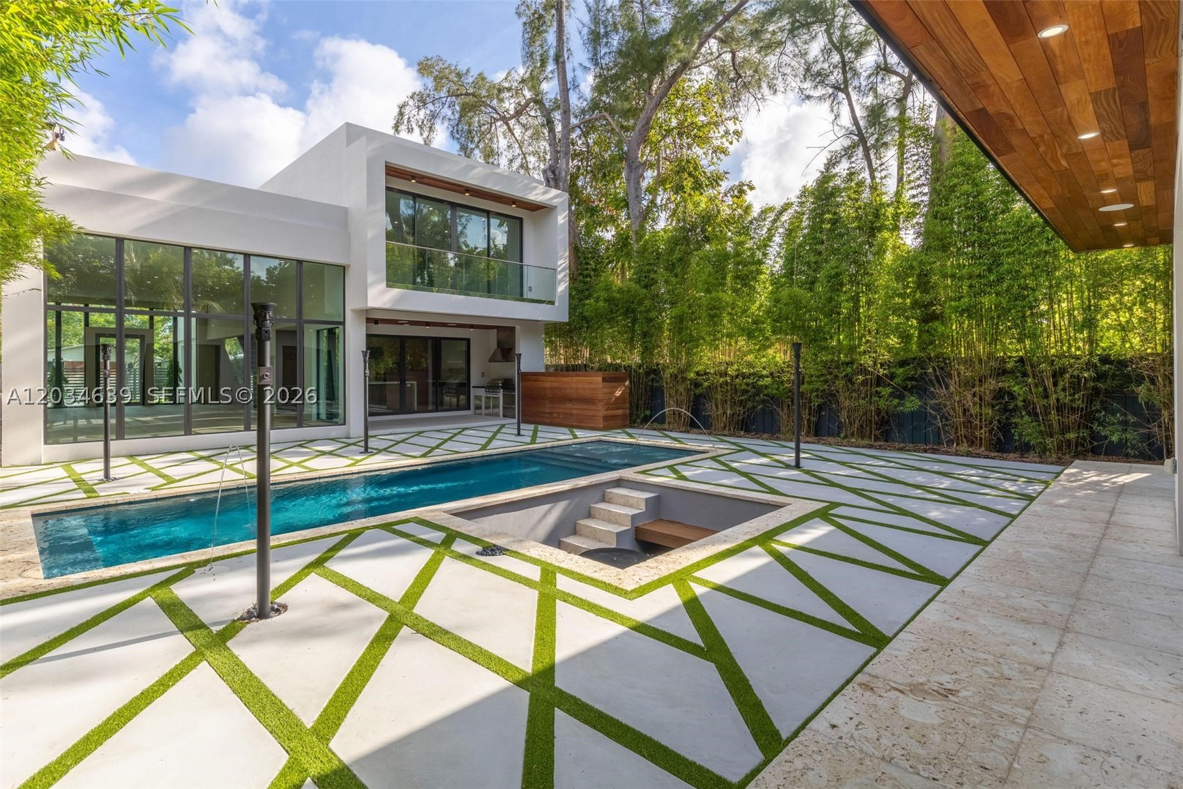43 NW 42nd St, Miami FL 33127