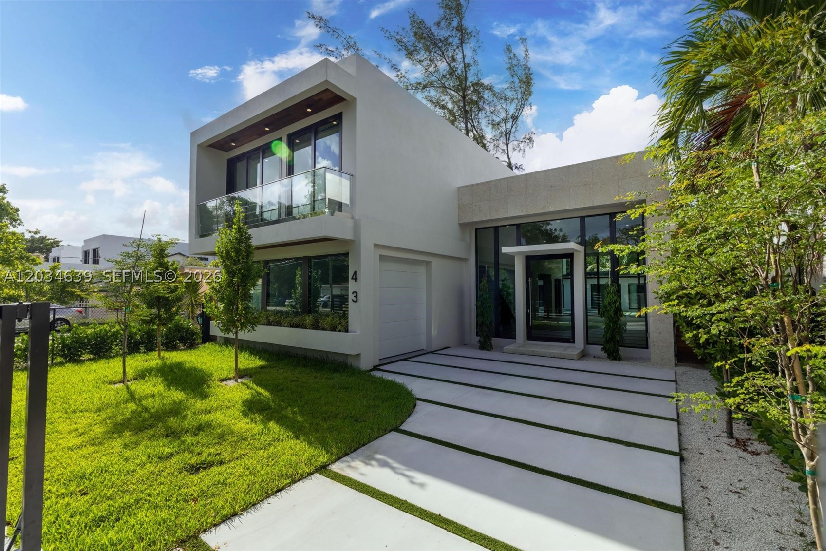 43 NW 42nd St, Miami FL 33127