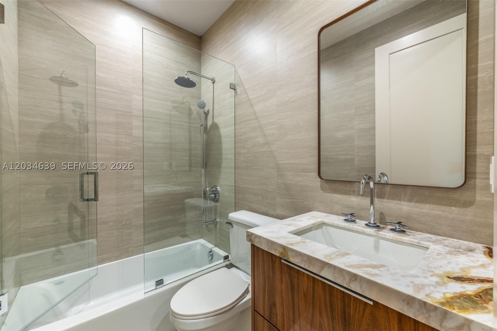 43 NW 42nd St, Miami FL 33127