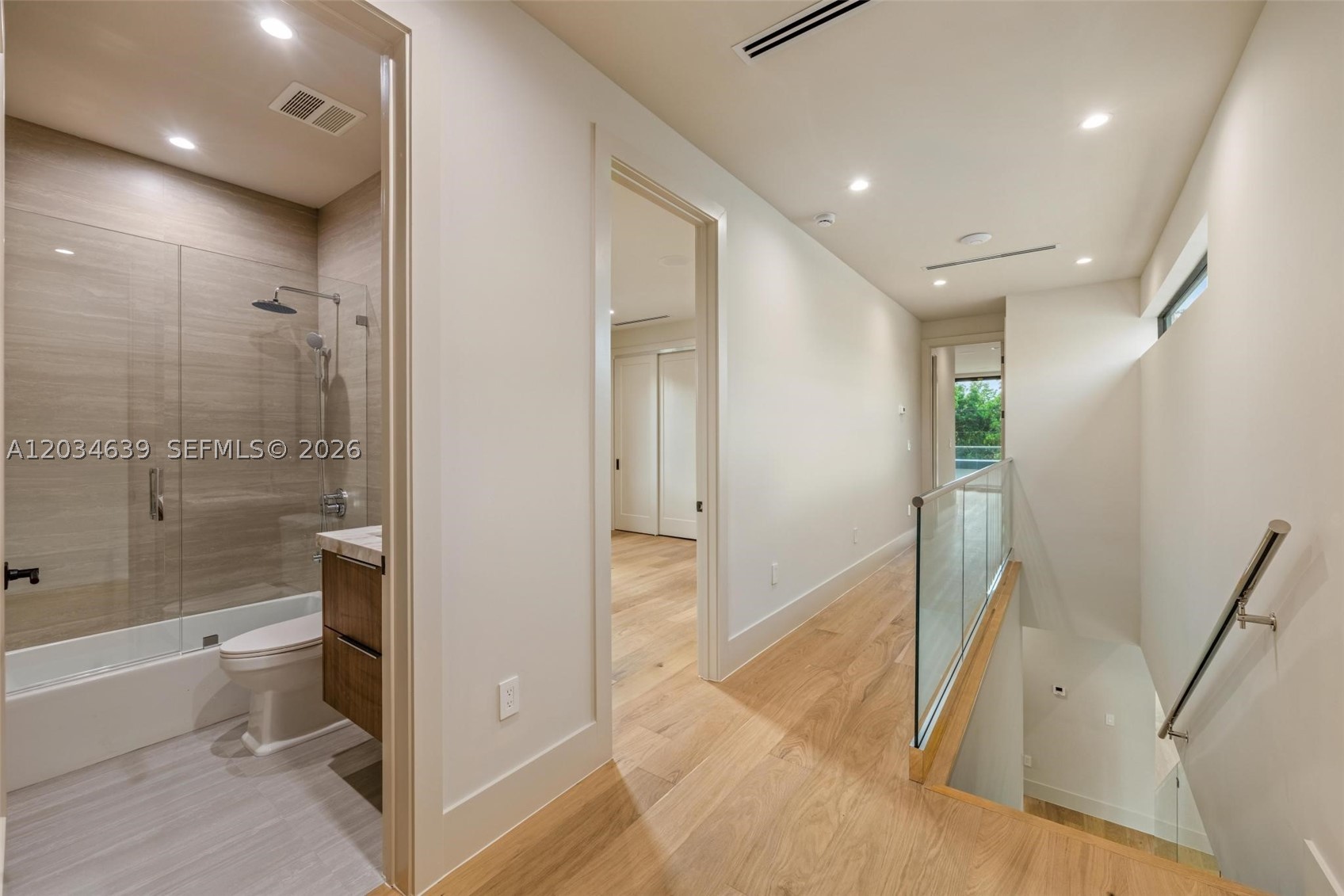 43 NW 42nd St, Miami FL 33127
