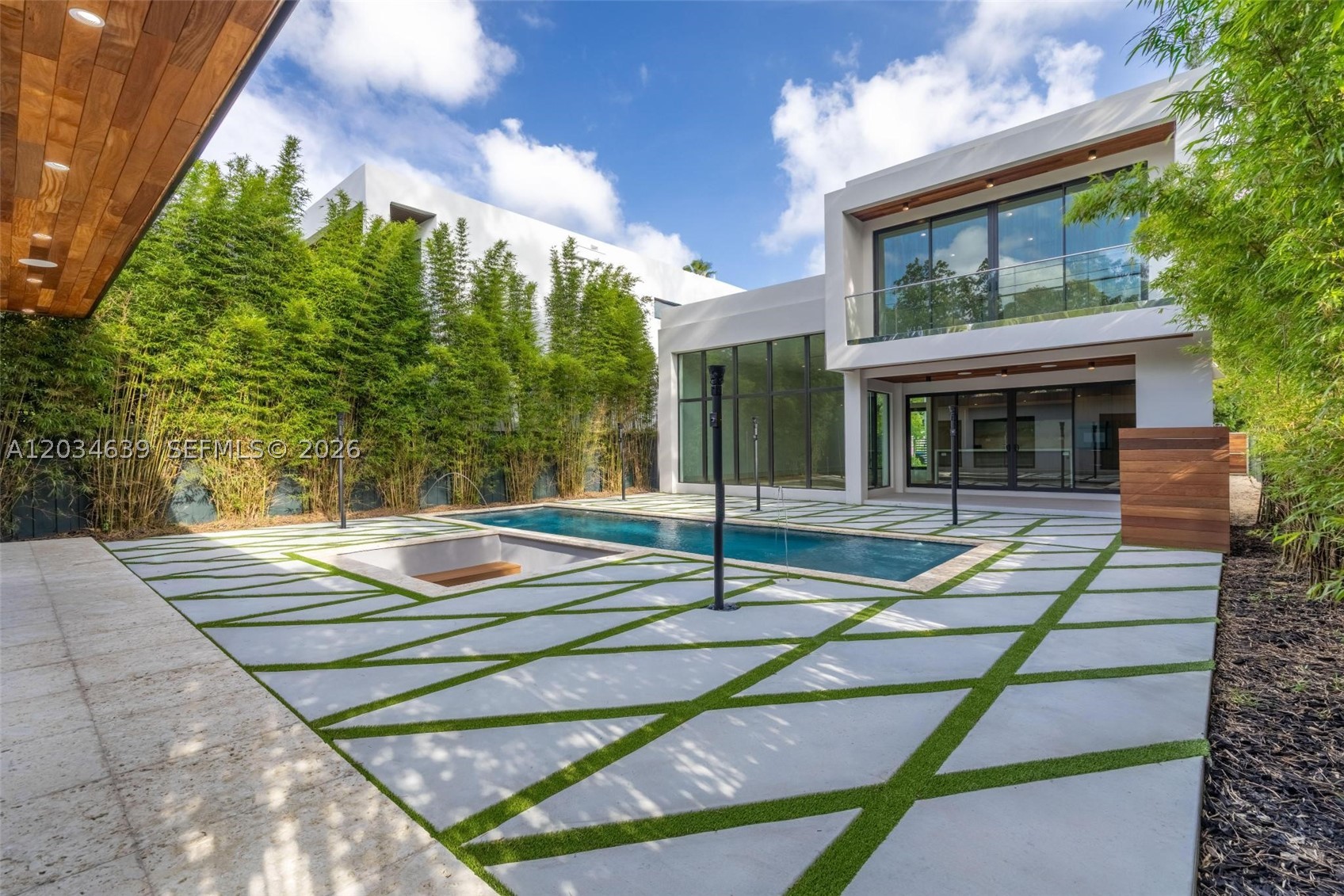 43 NW 42nd St, Miami FL 33127