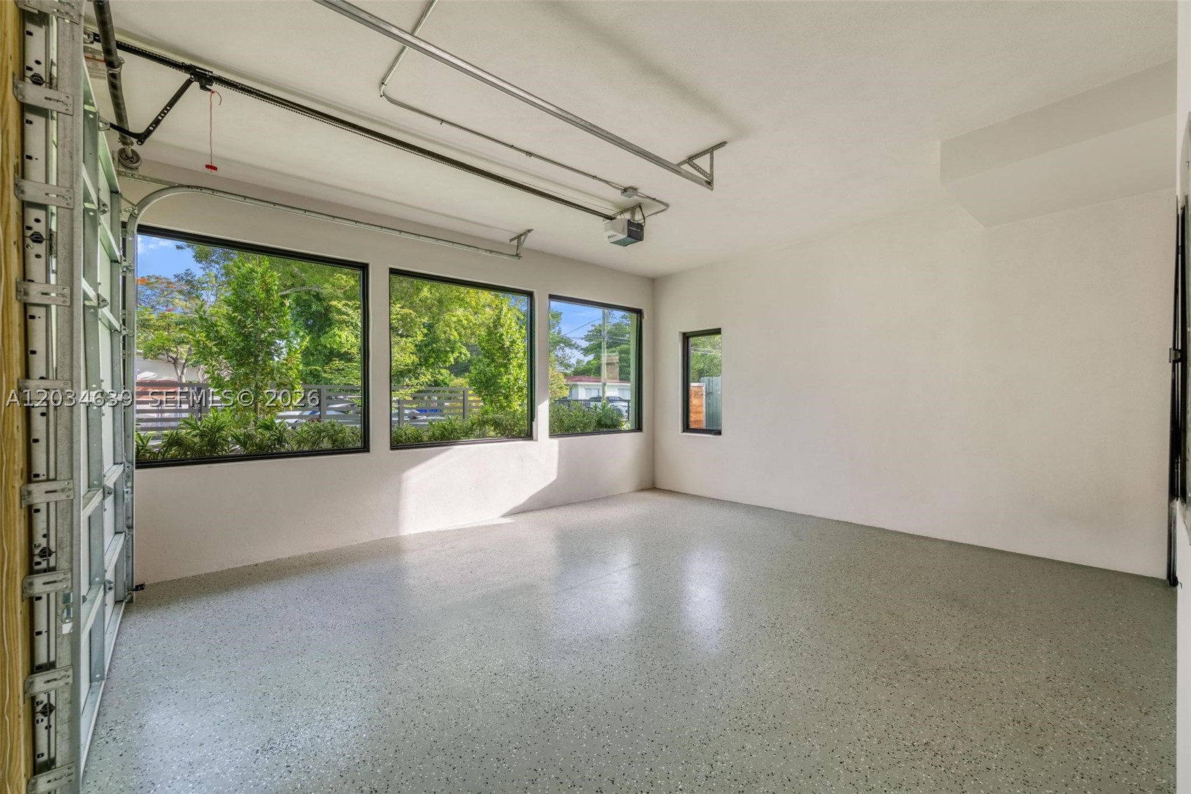 43 NW 42nd St, Miami FL 33127