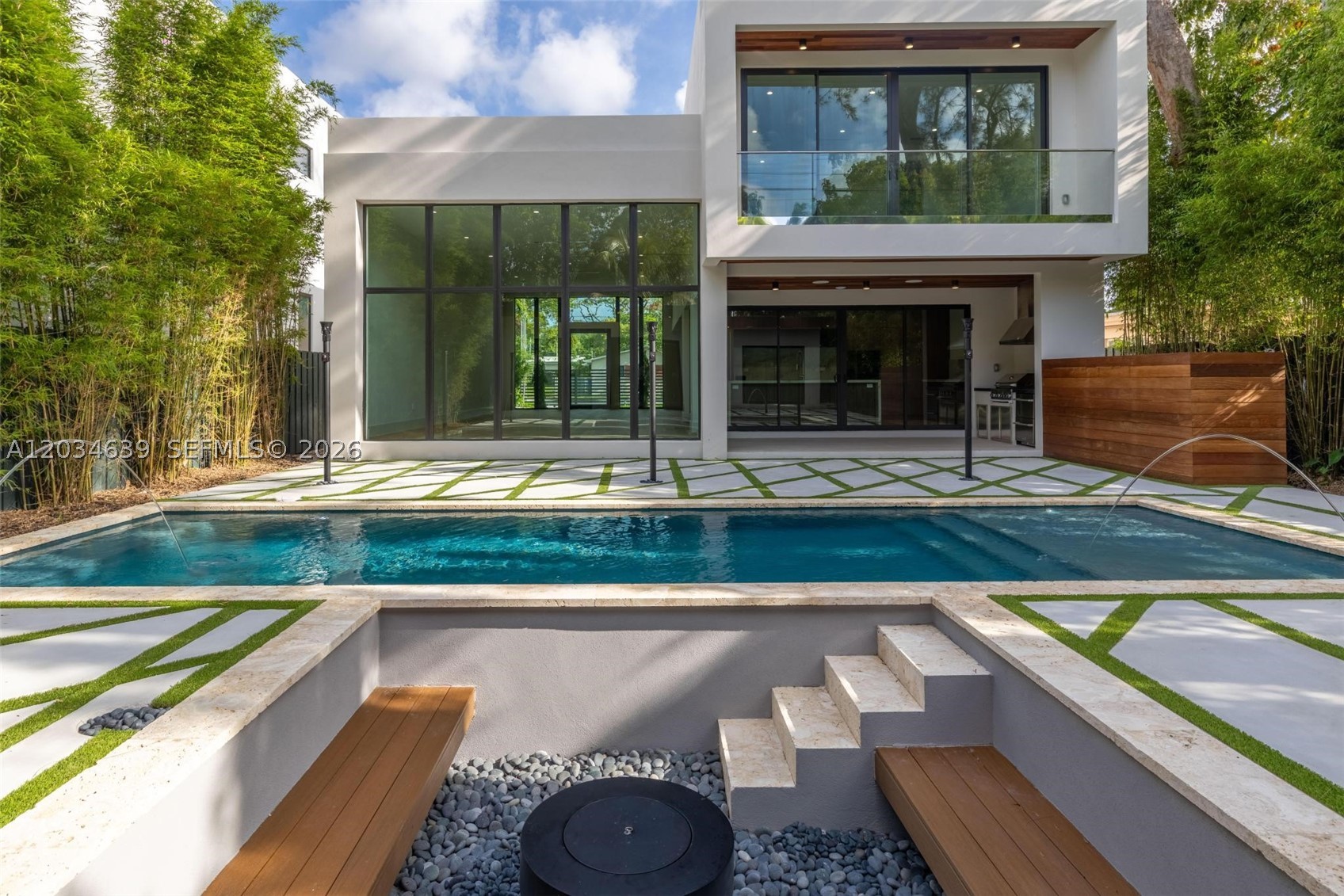 43 NW 42nd St, Miami FL 33127