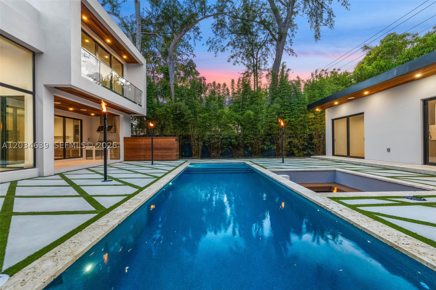 43 NW 42nd St, Miami FL 33127